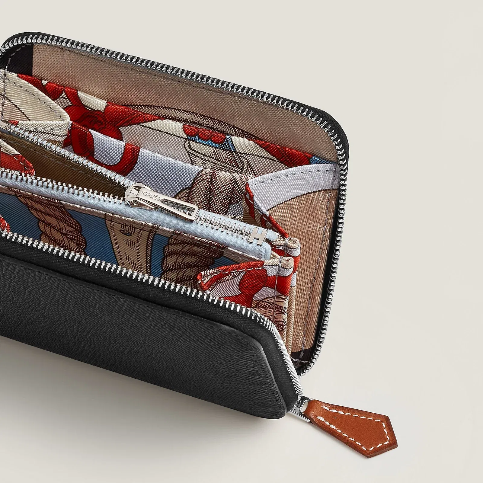 Hermes Silk'In Compact Wallet Noir
