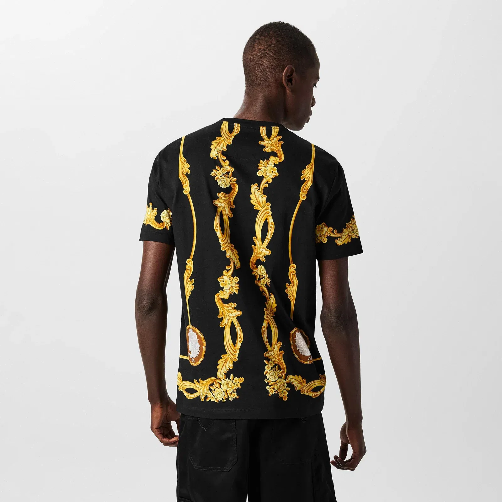 Medusa Cameo Print T-Shirt