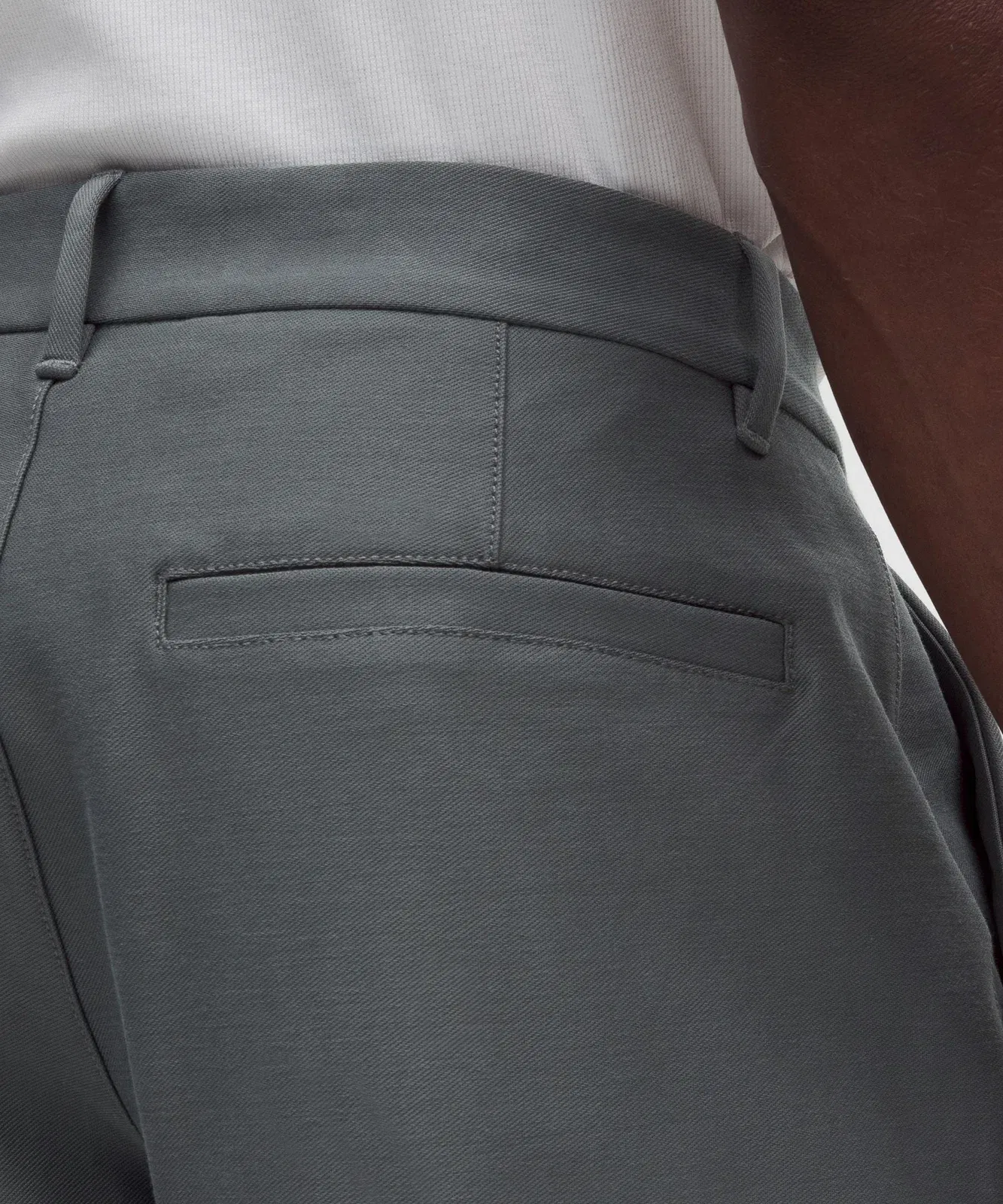 Lululemon Slacker Loose-Straight Trouser 32L