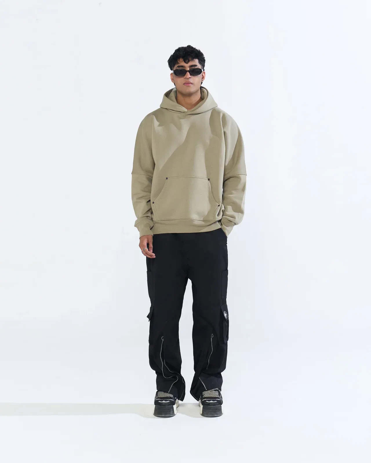 SIGNATURE HOODIE (PISTA GREEN)