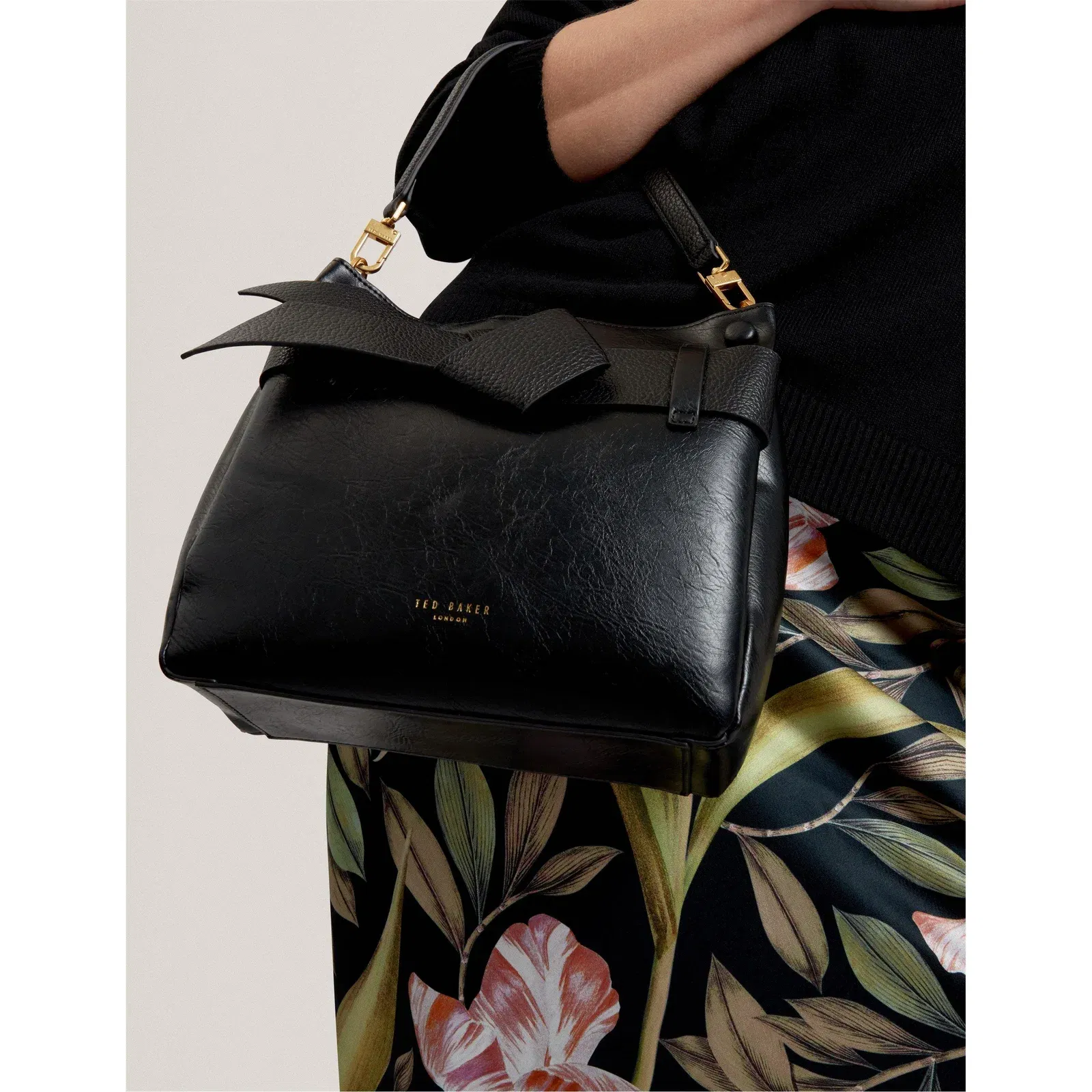 Bow Shoulder Bag