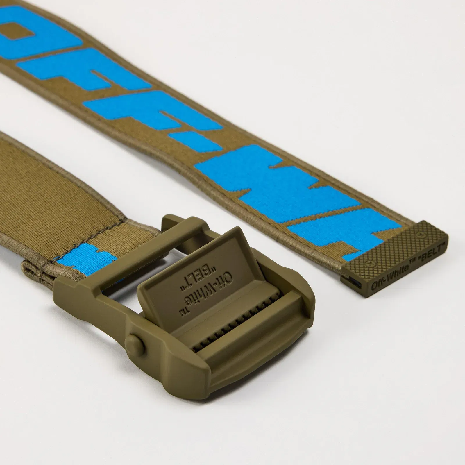 - Graphic Fabric Belt