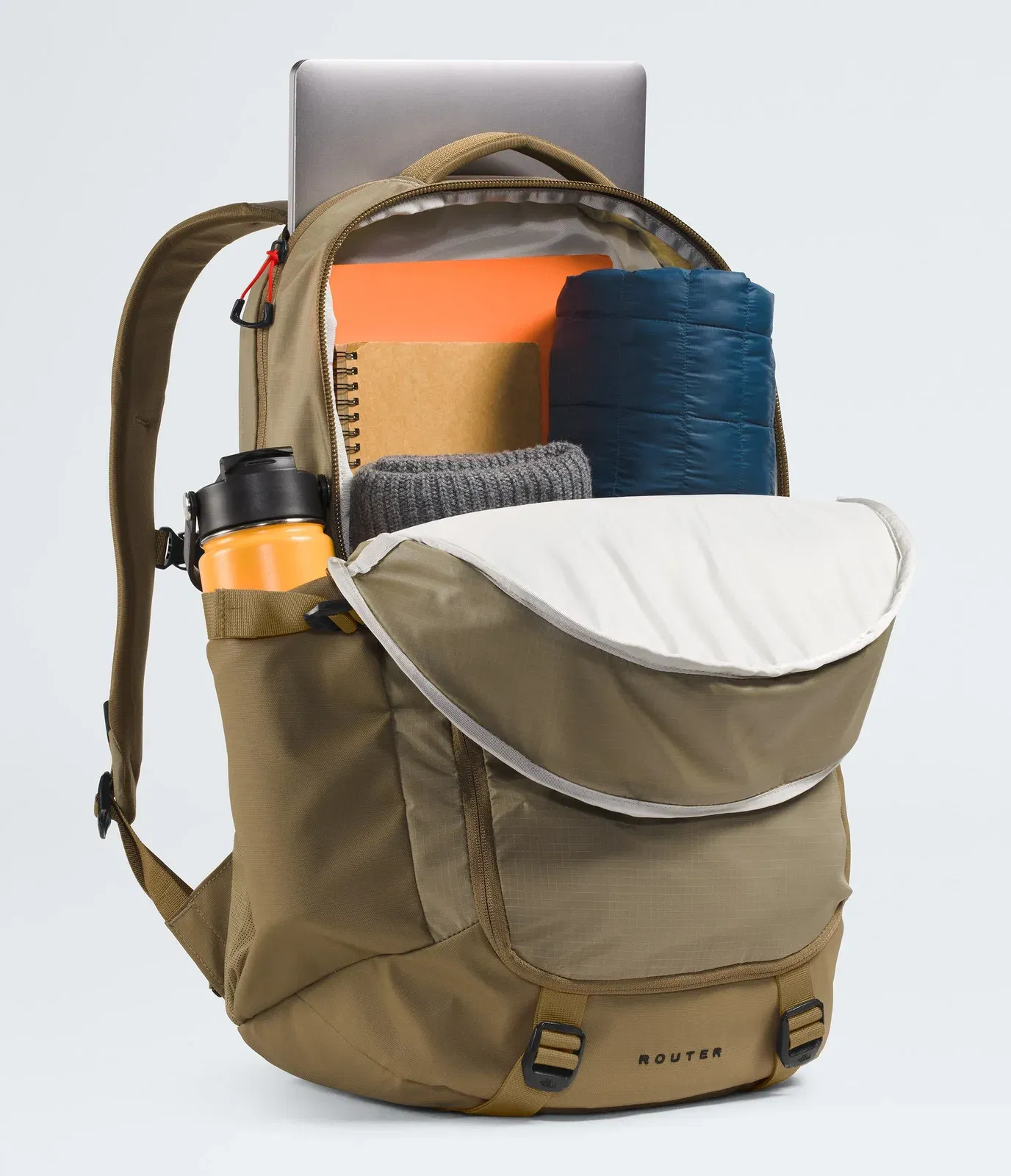 The North Face Router Backpack Cedar-Lava Red