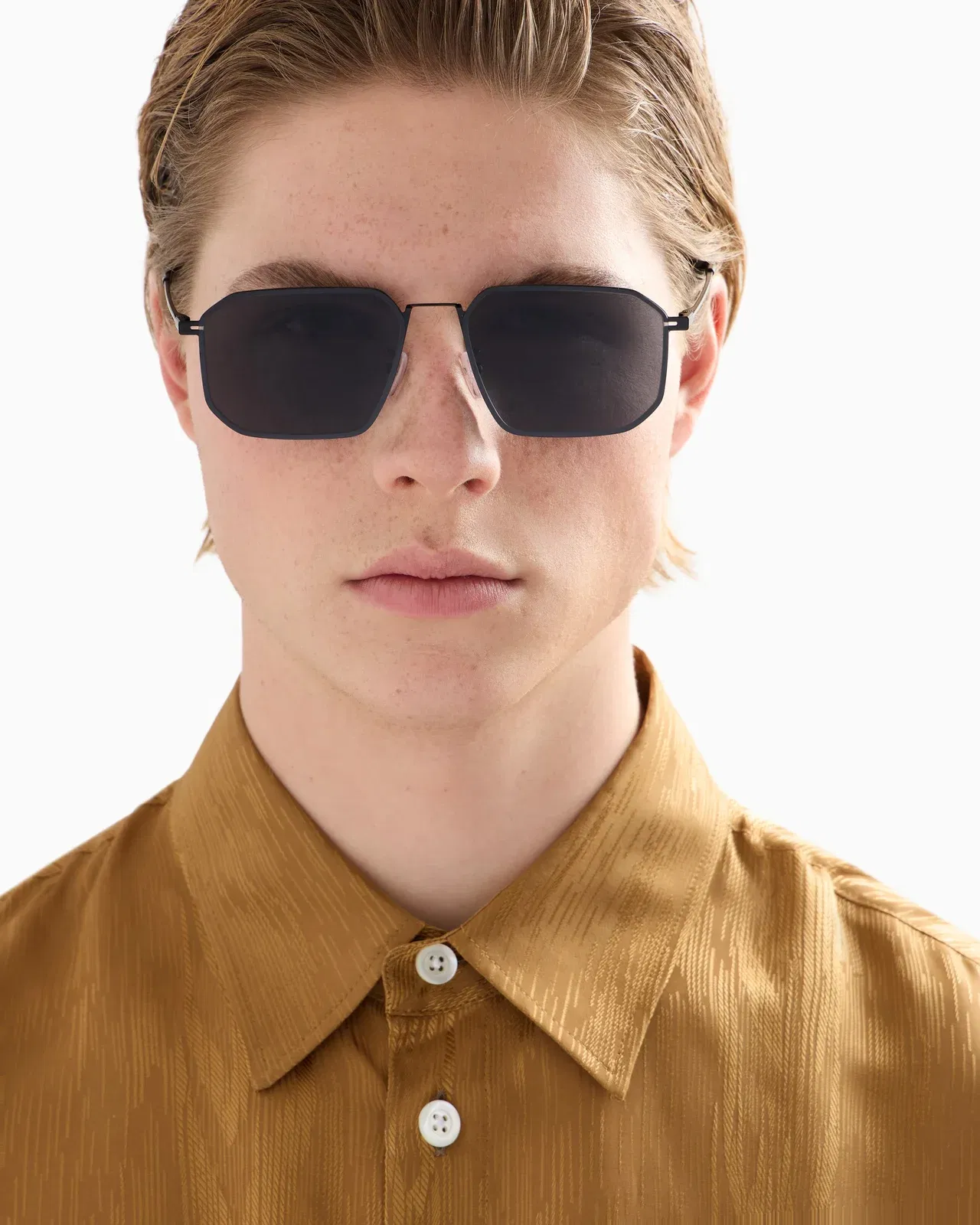 Emporio Armani Men’s irregular-shaped Asian fit sunglasses