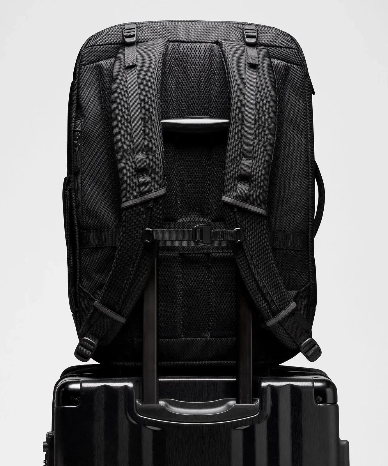 Lululemon Cruiser Travel Backpack 35L