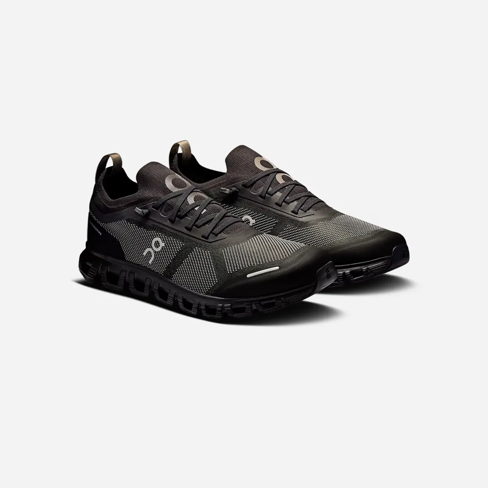 ON Cloud 6 Versa Black Eclipse