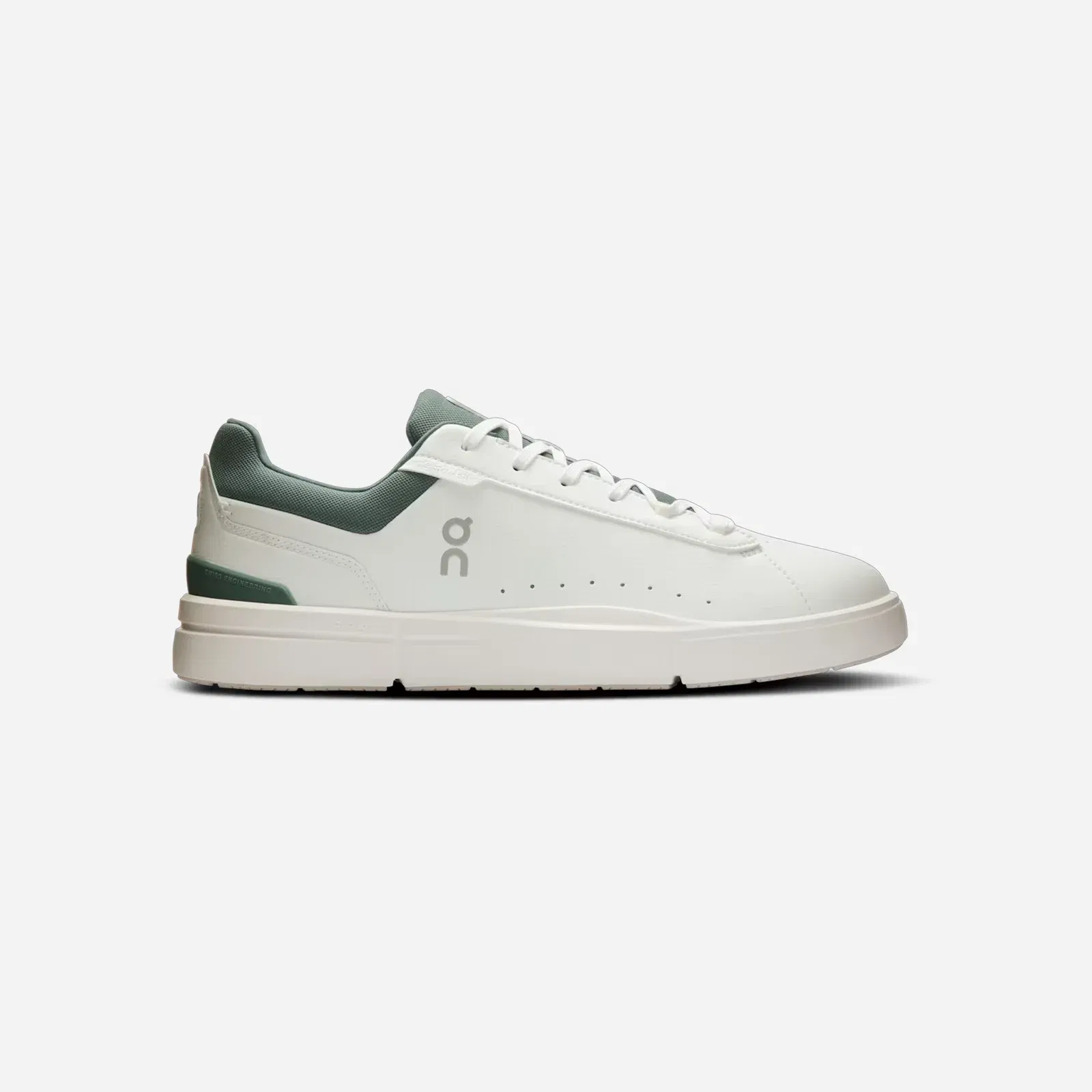 ON Running THE ROGER Advantage White Olive