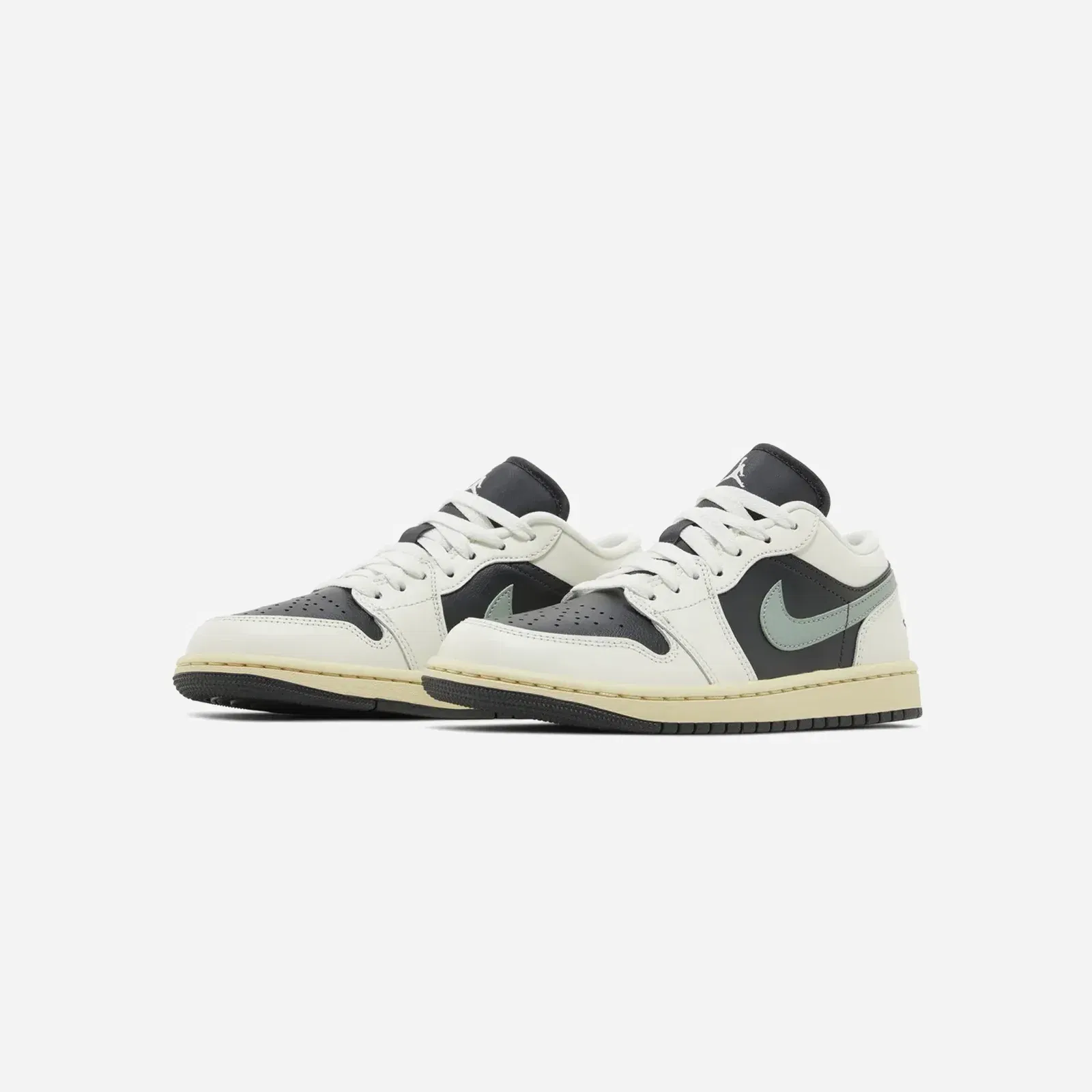 Air Jordan 1 Low Jade Smoke (Women's)