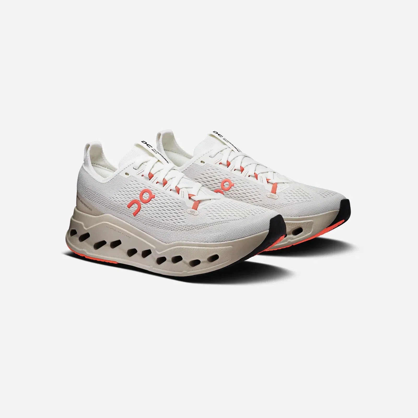ON Running Cloudsurfer Max Wide Ivory Salmon WMNS