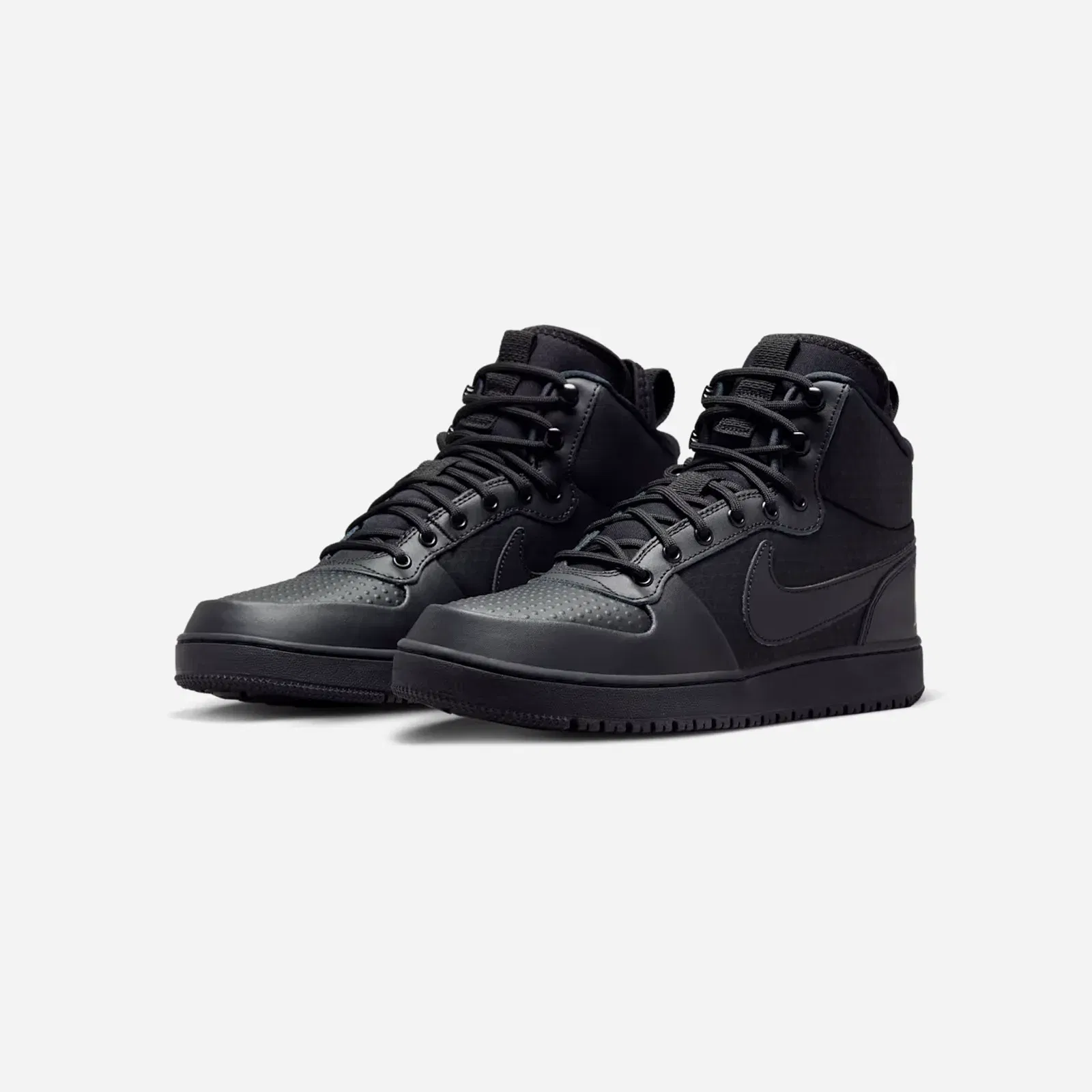 Nike Court Borough Mid Winter Triple Black