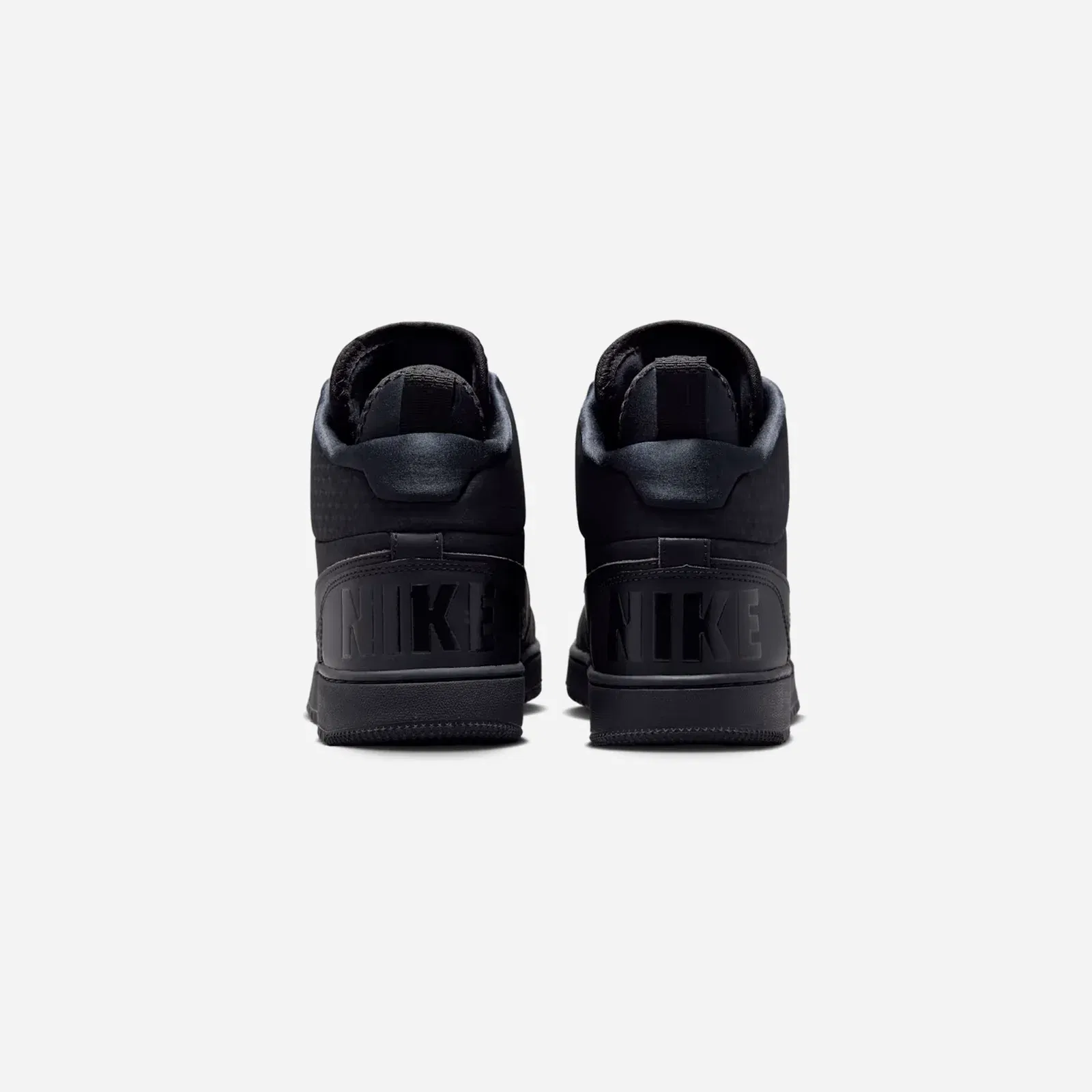 Nike Court Borough Mid Winter Triple Black