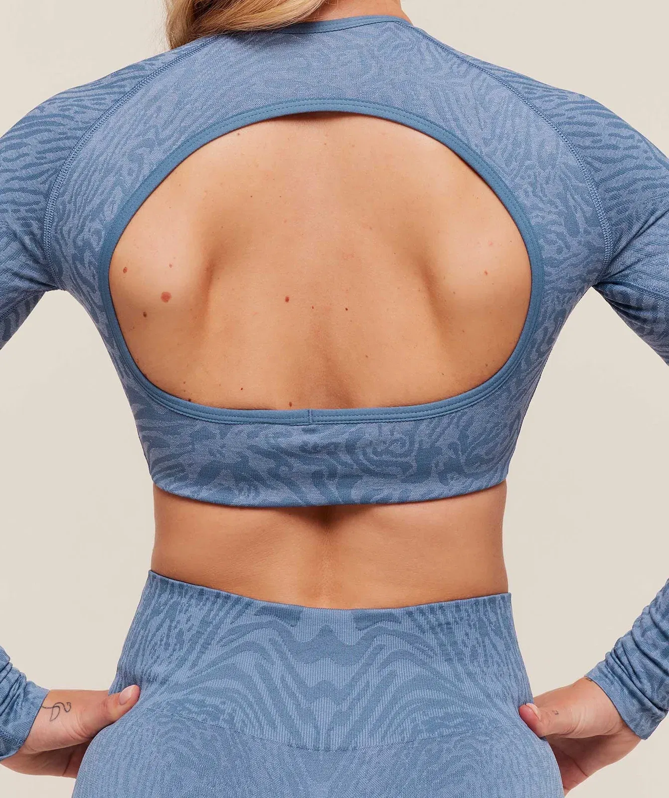 Gymshark Adapt Animal Long Sleeve Crop Top - Worn Blue/Peri Blue