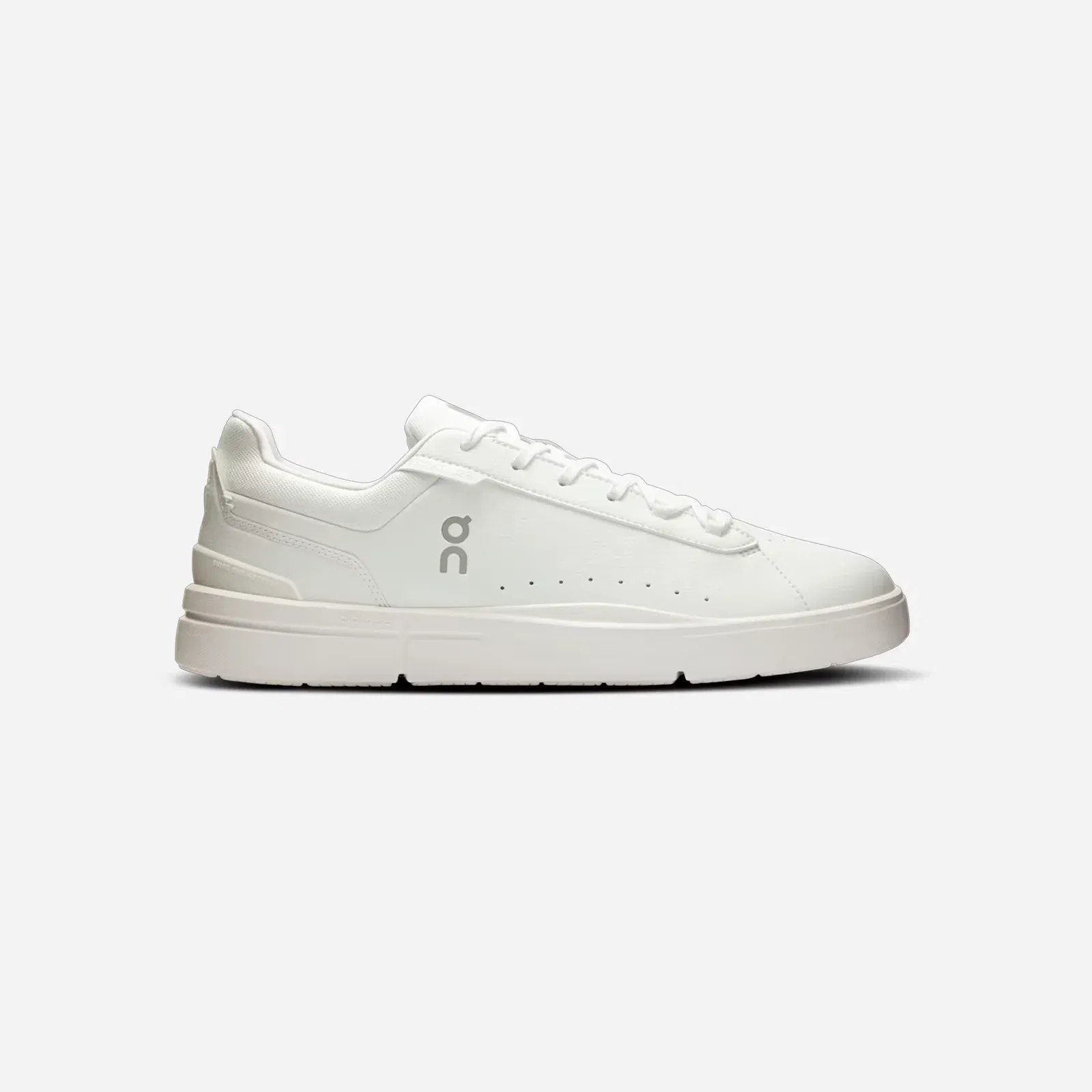 ON The Roger Advantage White
