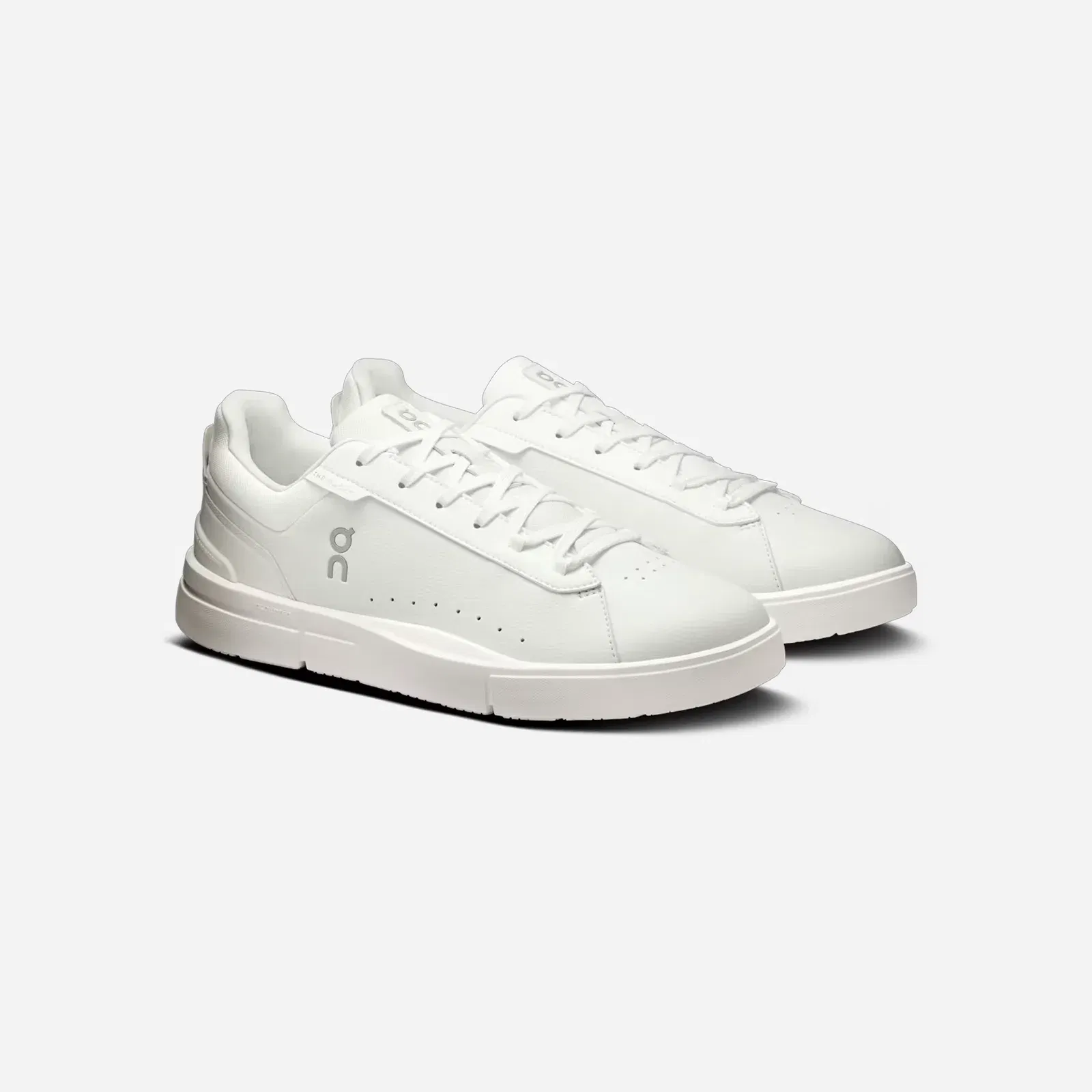 ON The Roger Advantage White