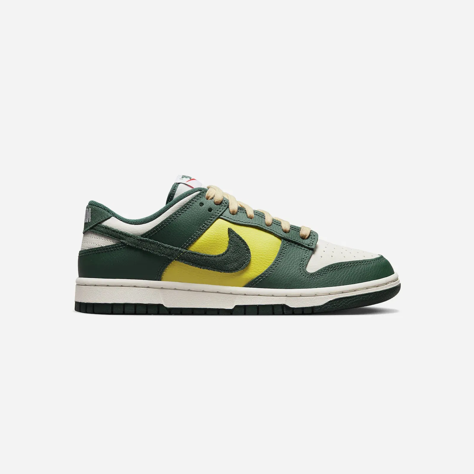 Nike Dunk Low SE Noble Green W