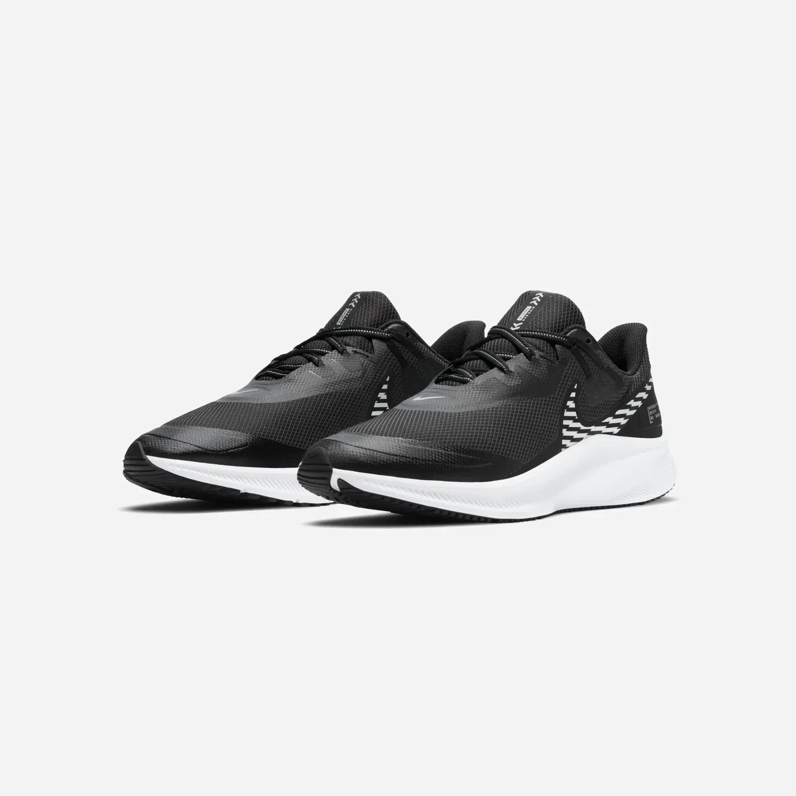 Nike Quest 3 Shield Black White