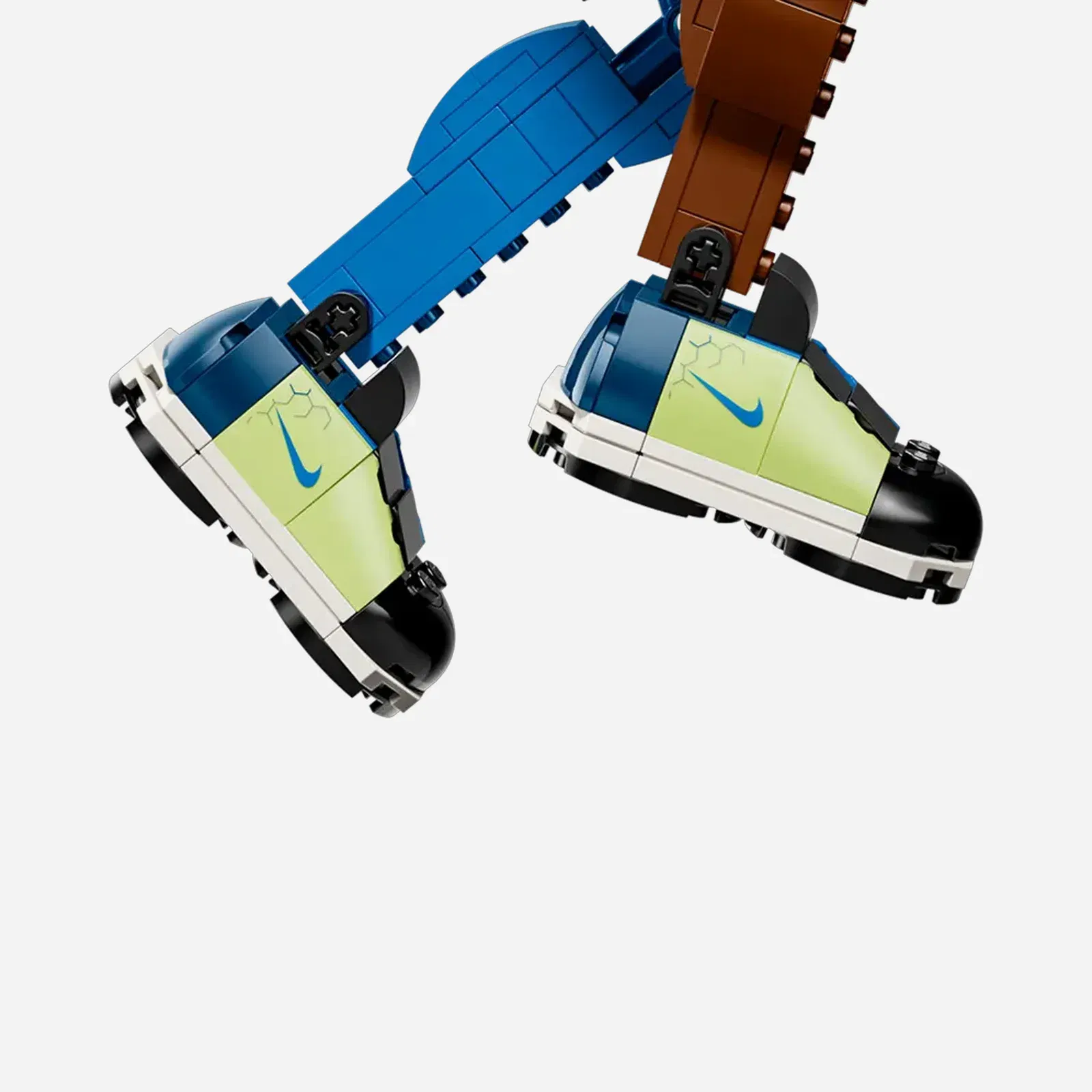 Nike Slam Dunk x LEGO Set