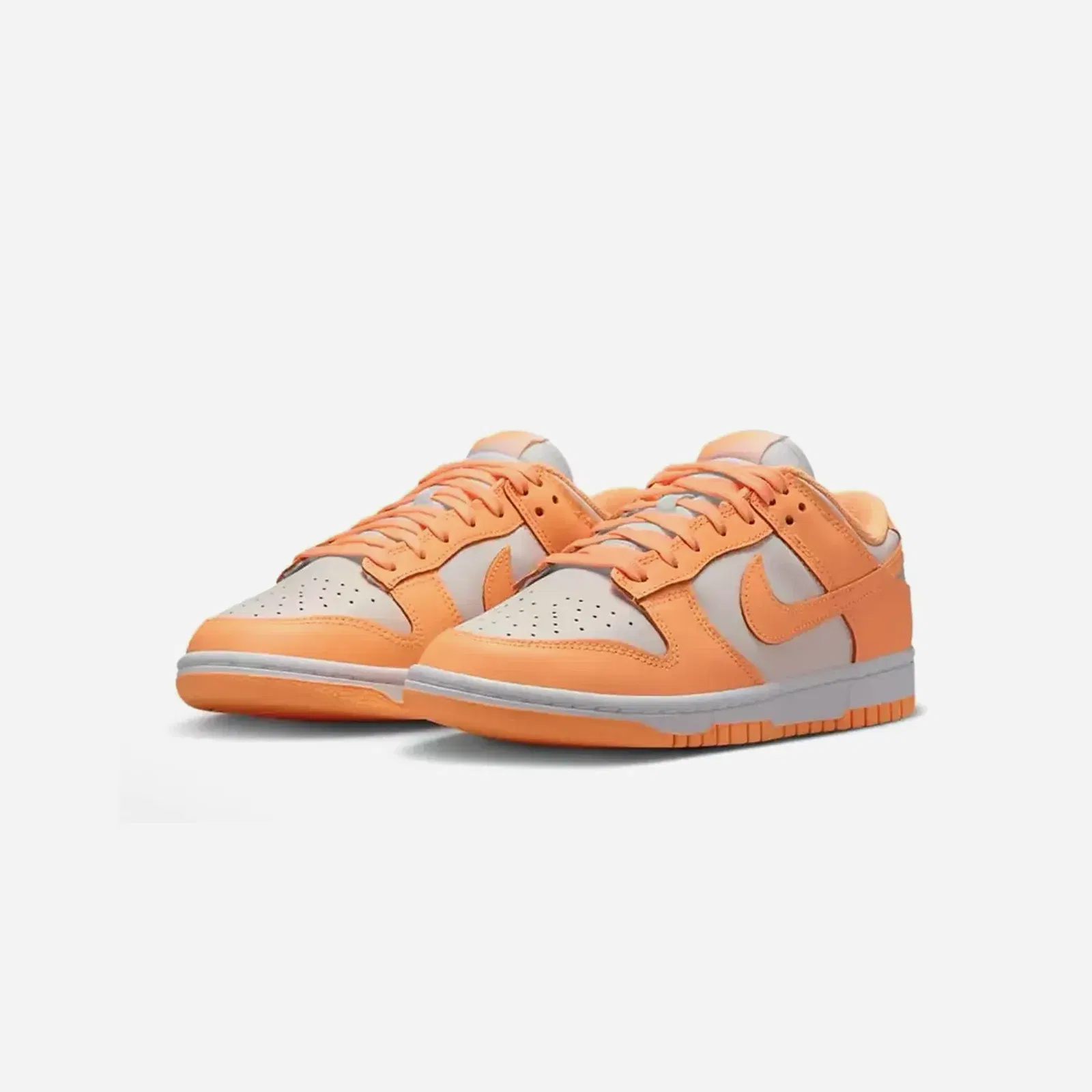 Wmns Nike Dunk Low Peach Cream
