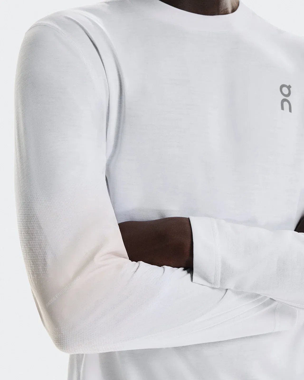 On Train Long-T Graphic White