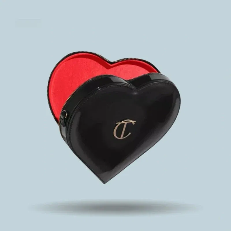 Charlotte Tilbury Heart Woven Make-Up Bag