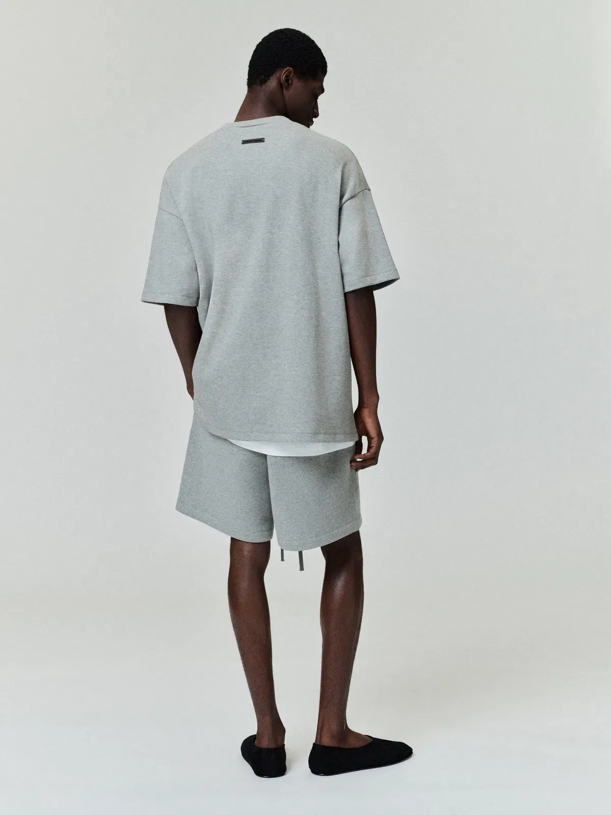 Fear of God Essentials Classic Fleece Sweatshort Concrete Heather