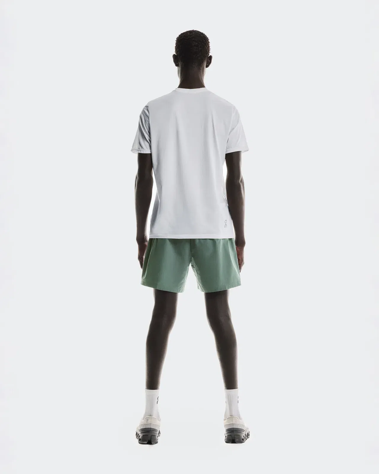 On 5" Core Shorts Olive