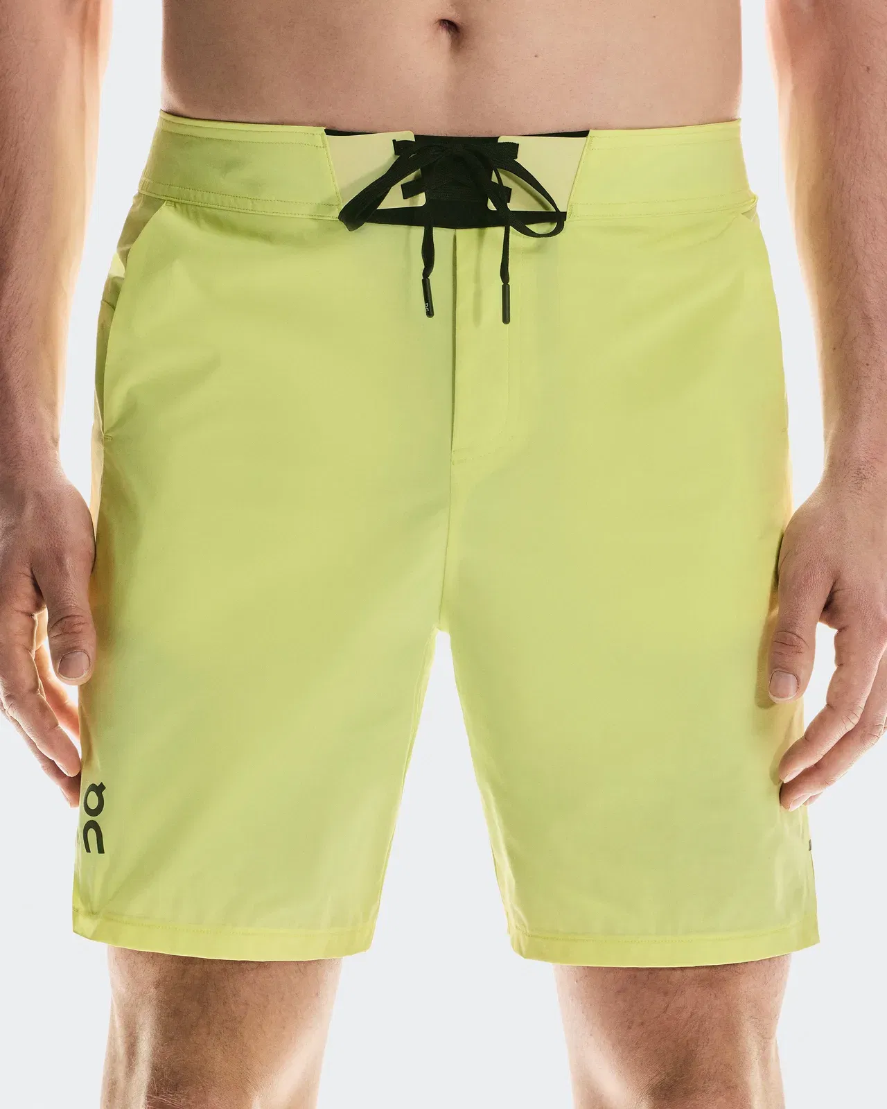 On Performance Hybrid Shorts Limelight