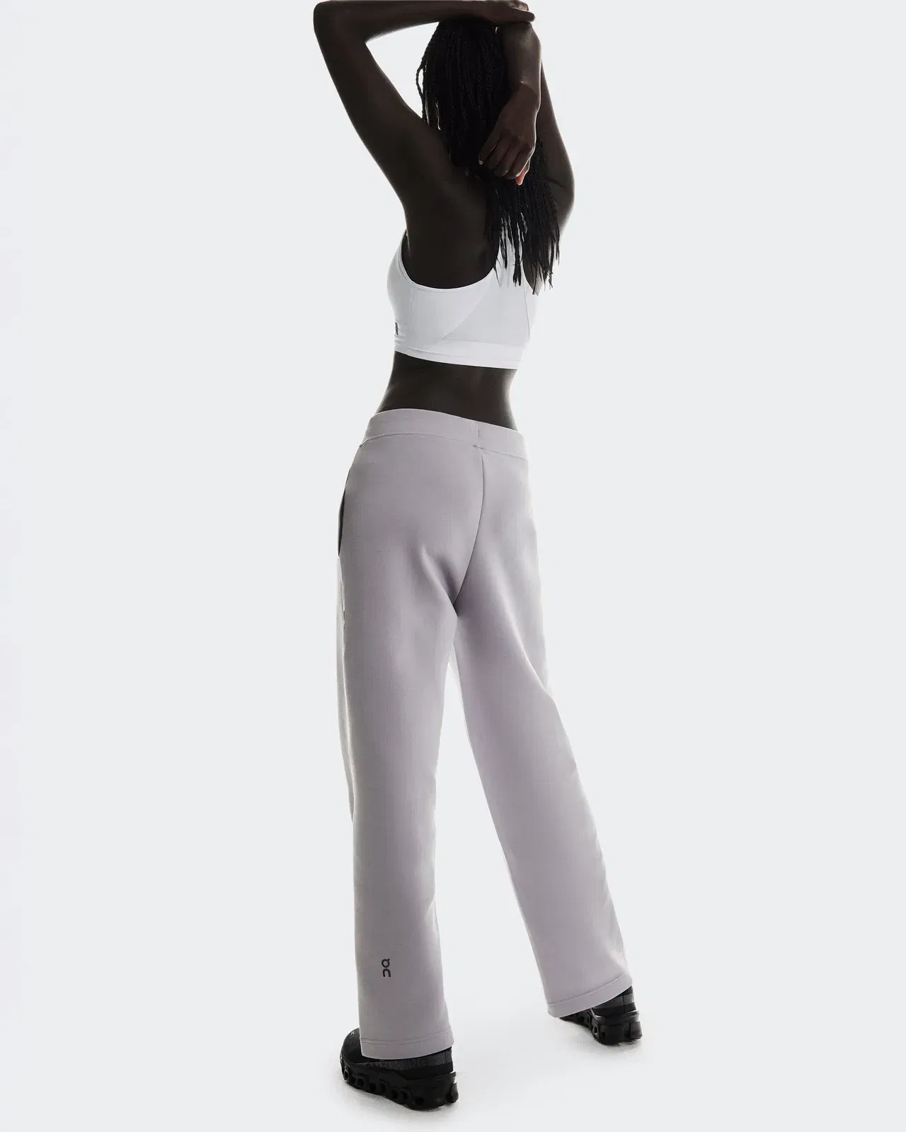 On Focus Tech Sweatpants Lilac
