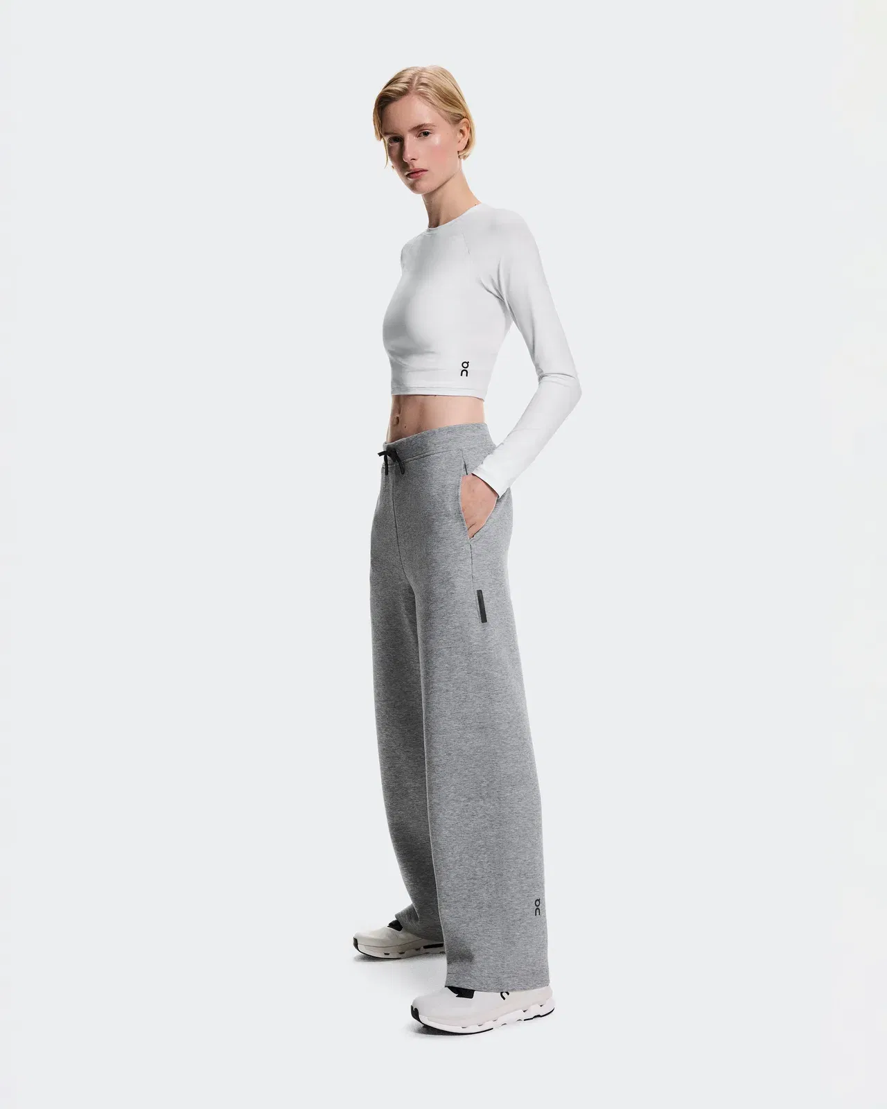 On Focus Tech Sweatpants Basalt (Women'S) (Women's)
