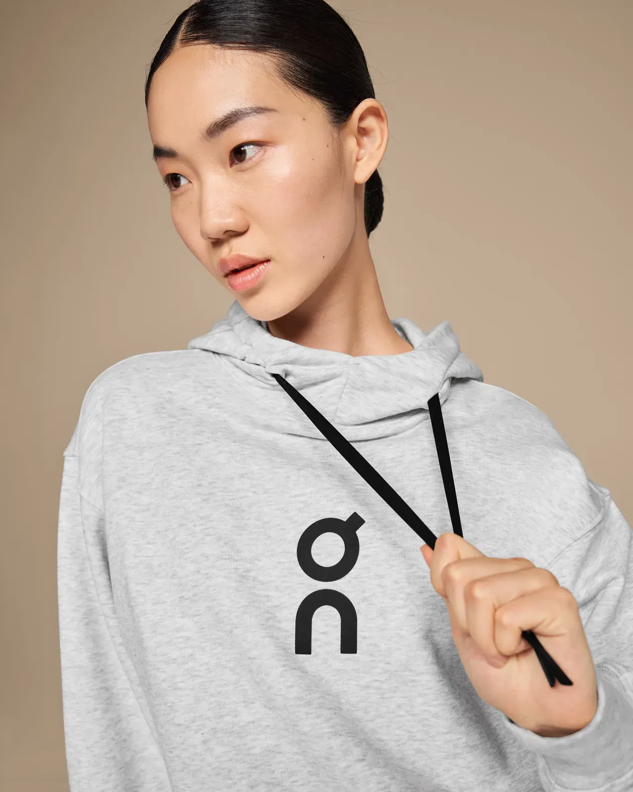 On Club Hoodie Crater