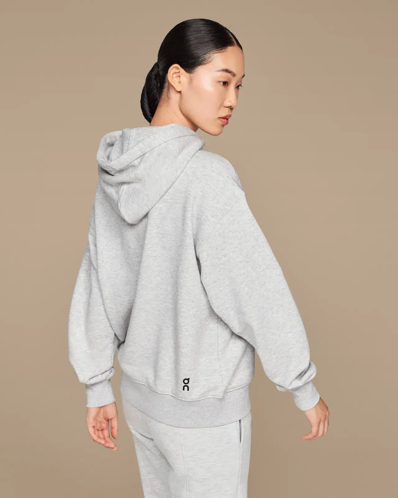 On Club Hoodie Crater