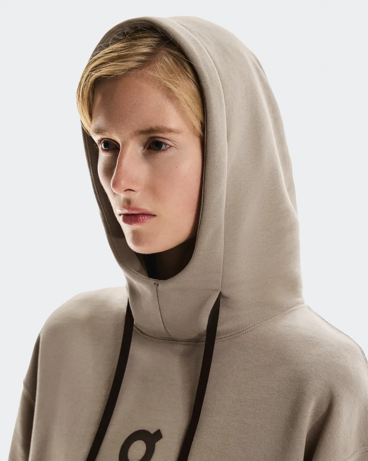 On Club Hoodie Desert (Women'S) (Women's)