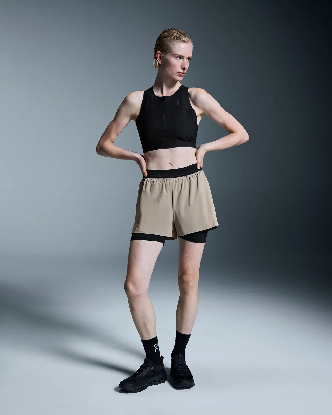 On 3" Performance 2/1 Shorts Cinder Black (Women'S) (Women's)