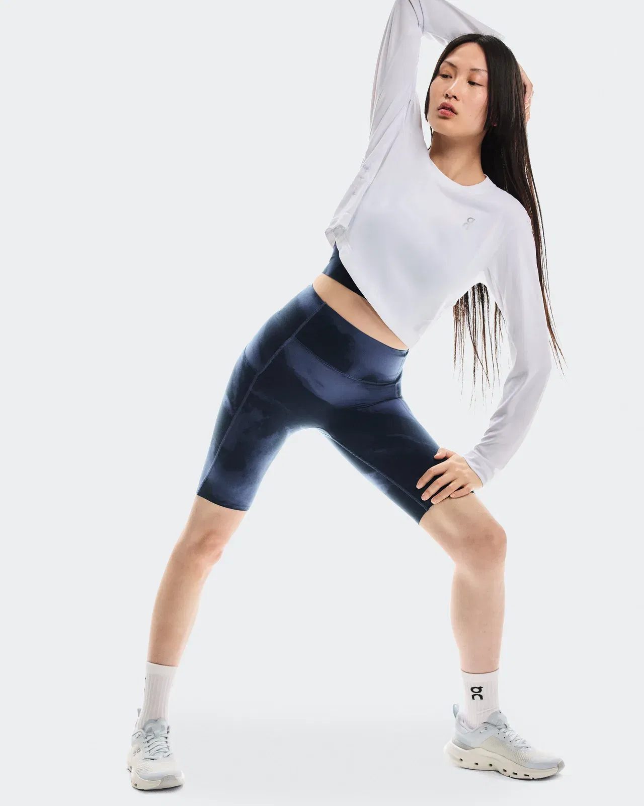 On Studio Tights Shorts Acai Navy