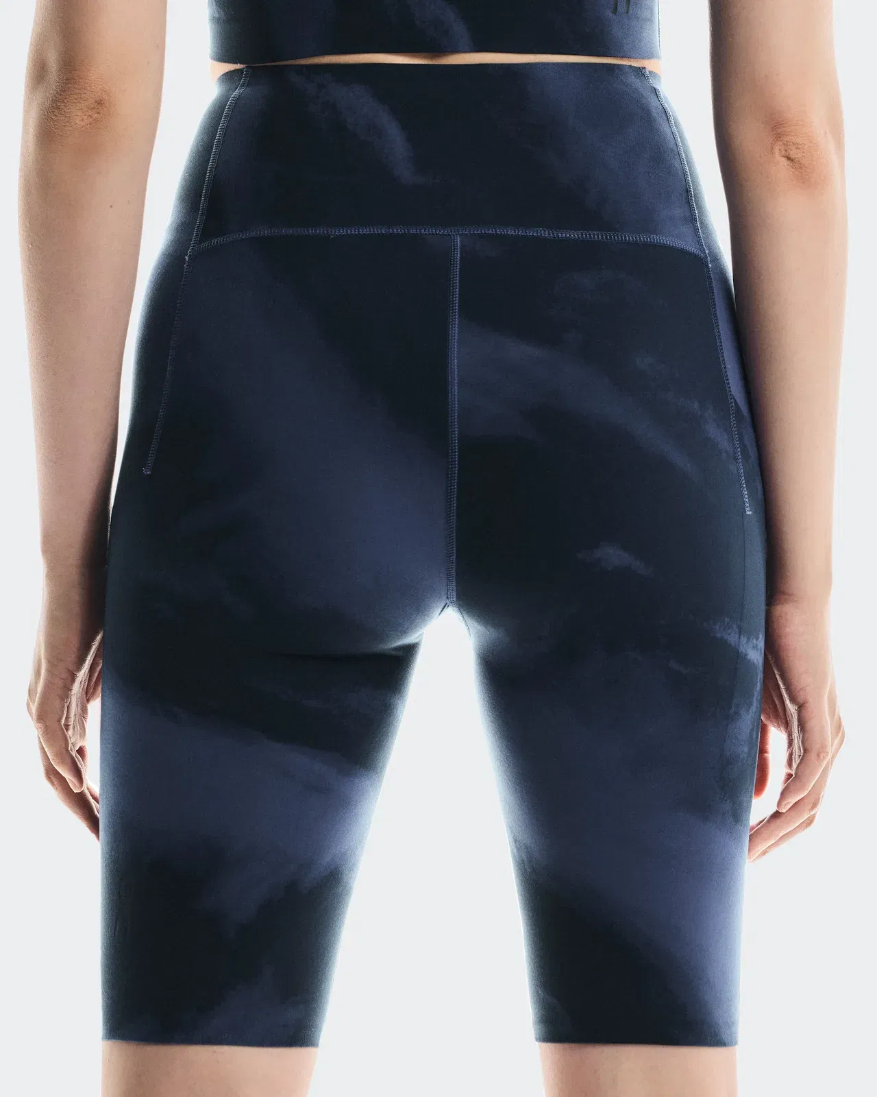 On Studio Tights Shorts Acai Navy