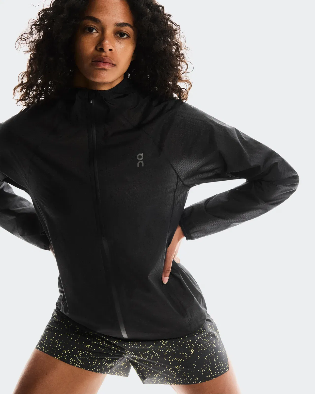 On Ultra Jacket Black (Women'S) (Women's)