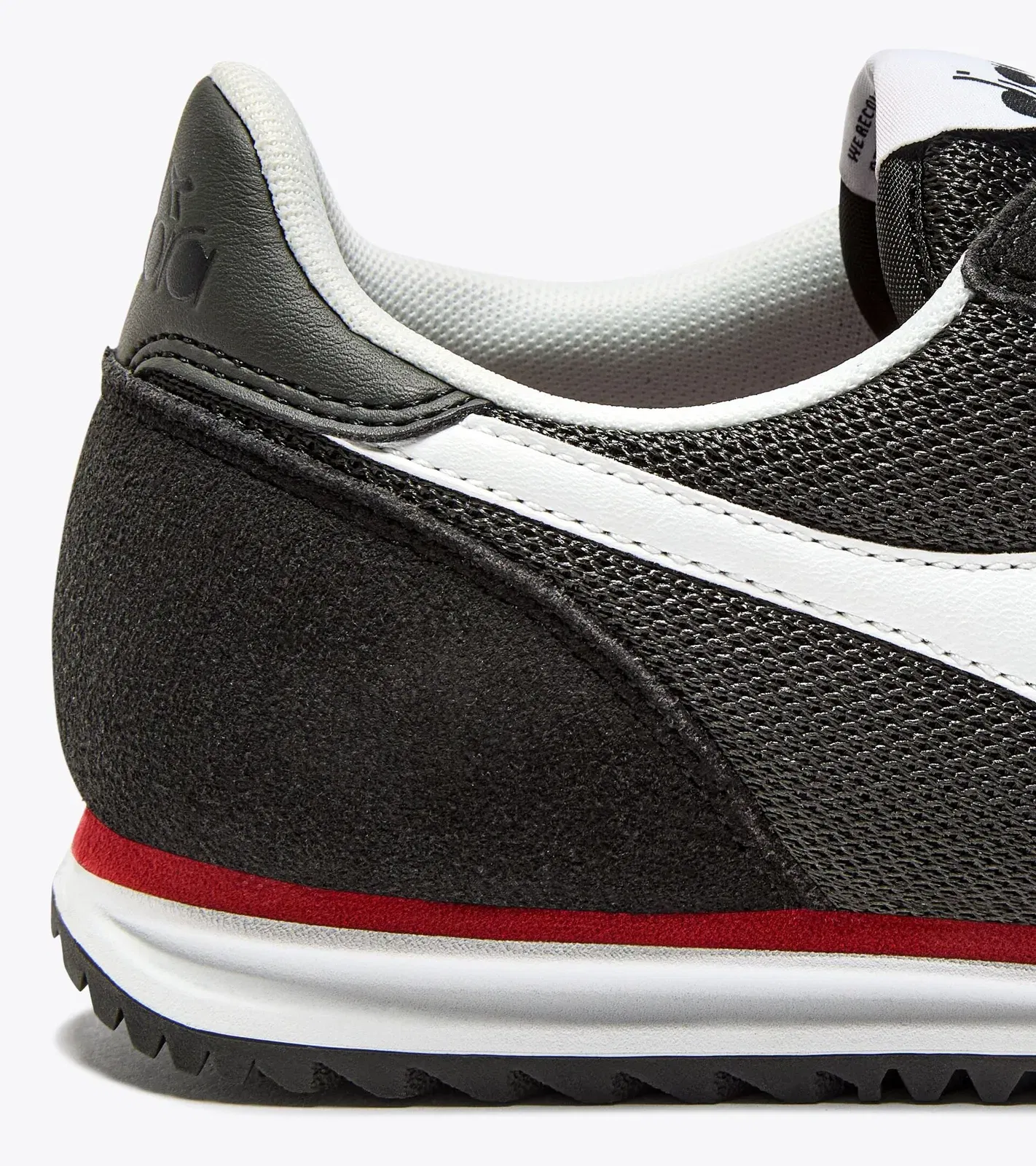 Diadora Cross Black Beluga
