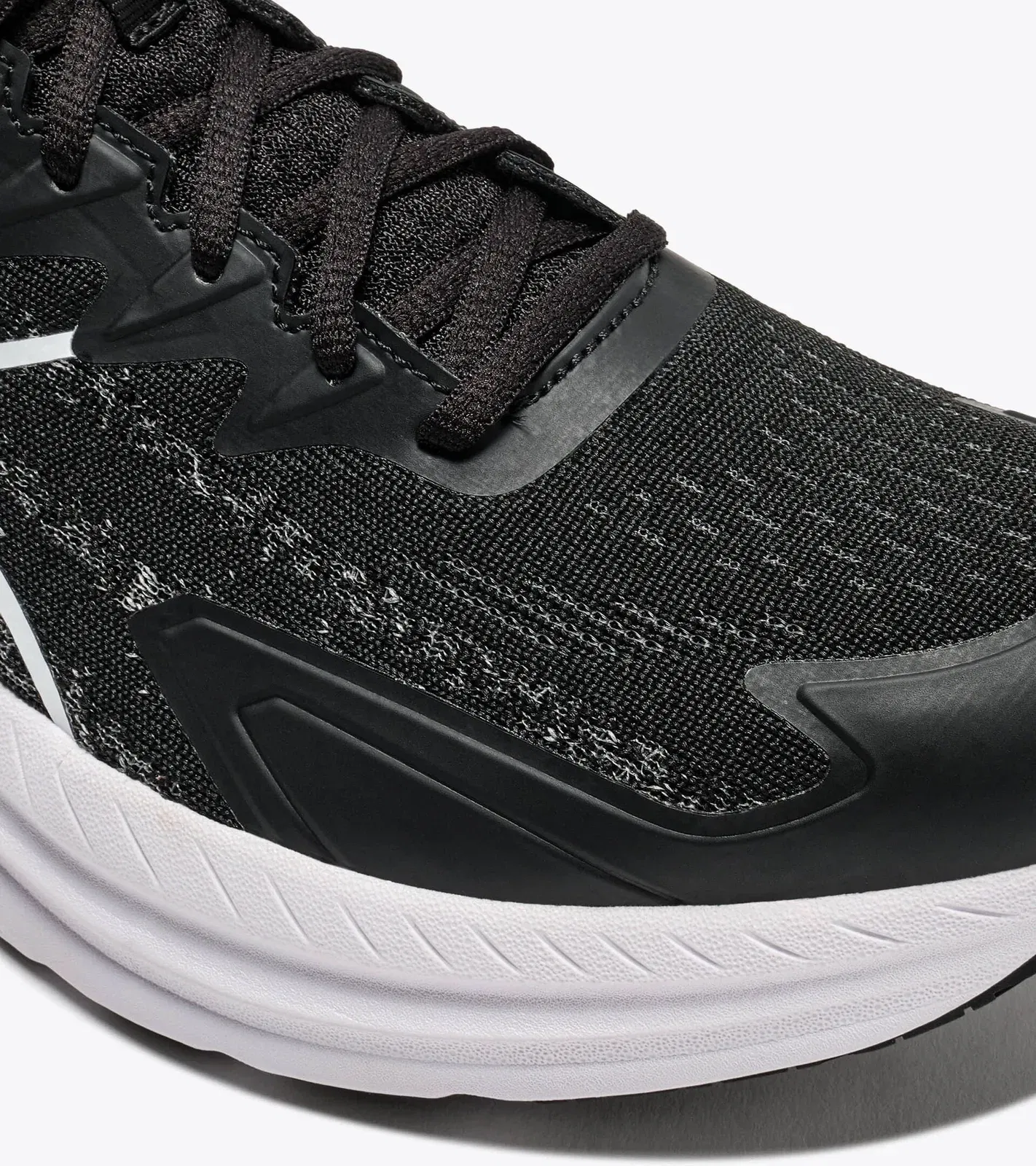 Diadora Passo 6 Black/White (C7406)