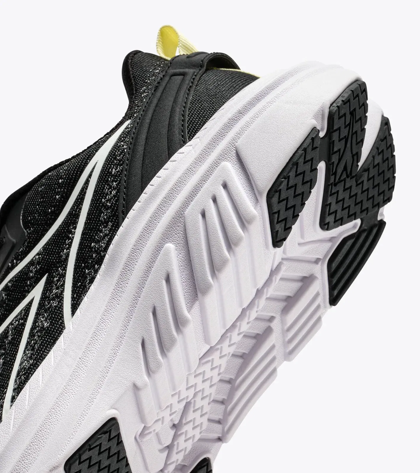 Diadora Passo 6 Black/White (C7406)