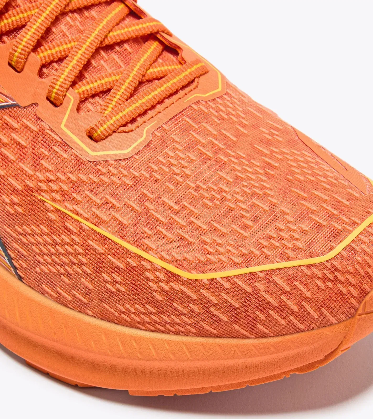 Diadora Mythos Blushield Volo 5 Nectarine/Lemon Chrome