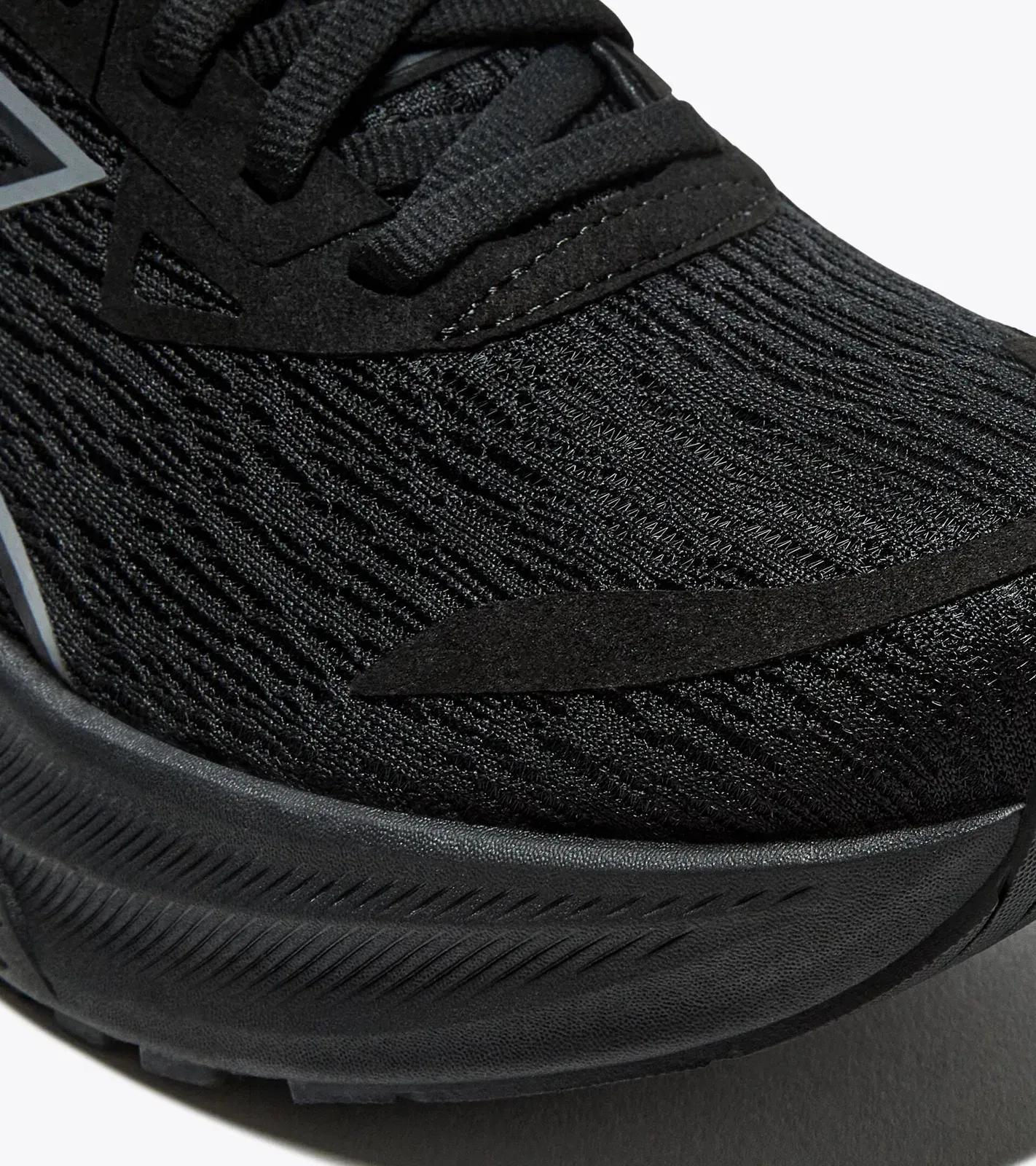Diadora Nucleo 2 Black/Black