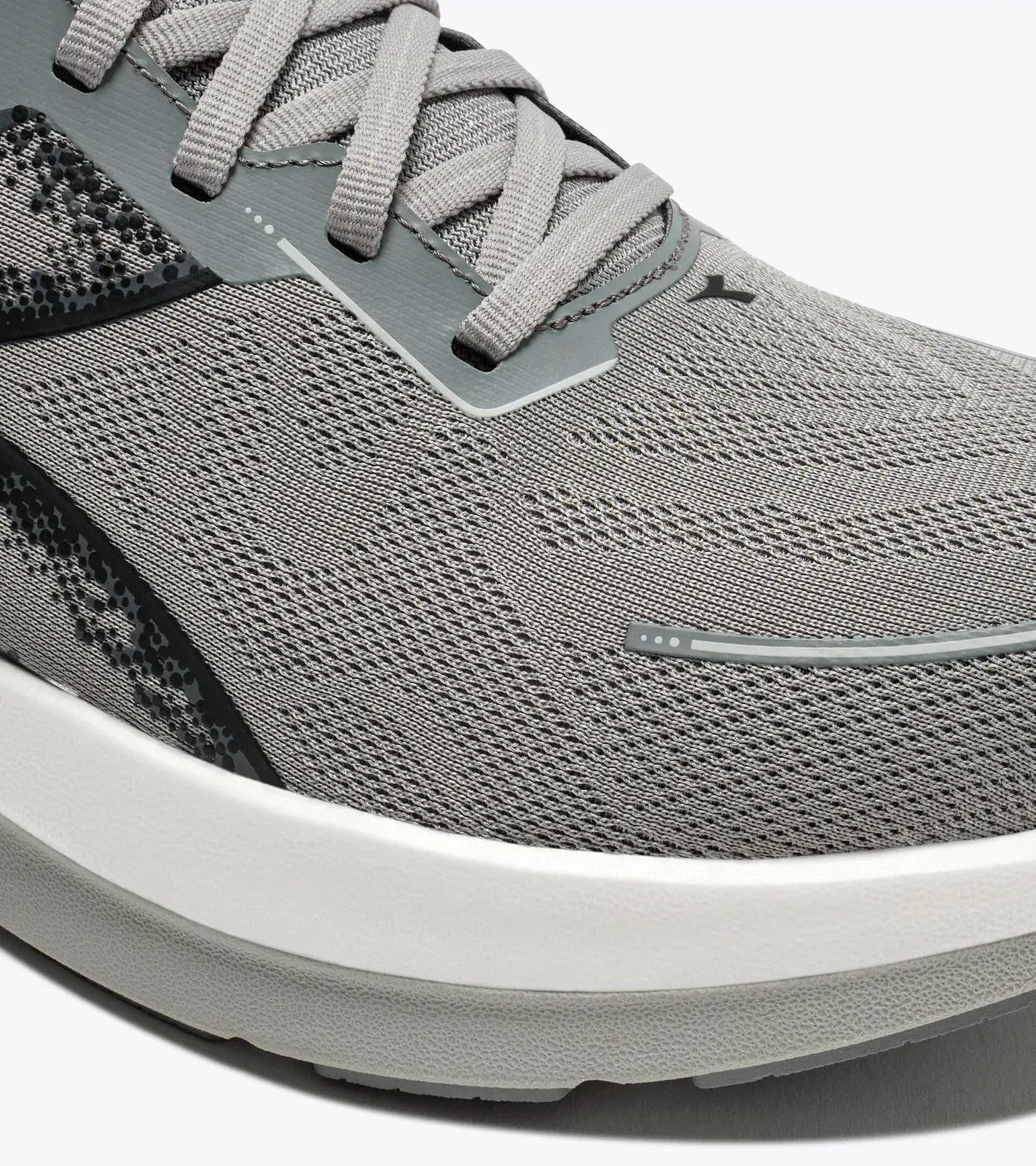 Diadora Mythos Blushield Vigore V Ultimate Gray /Black