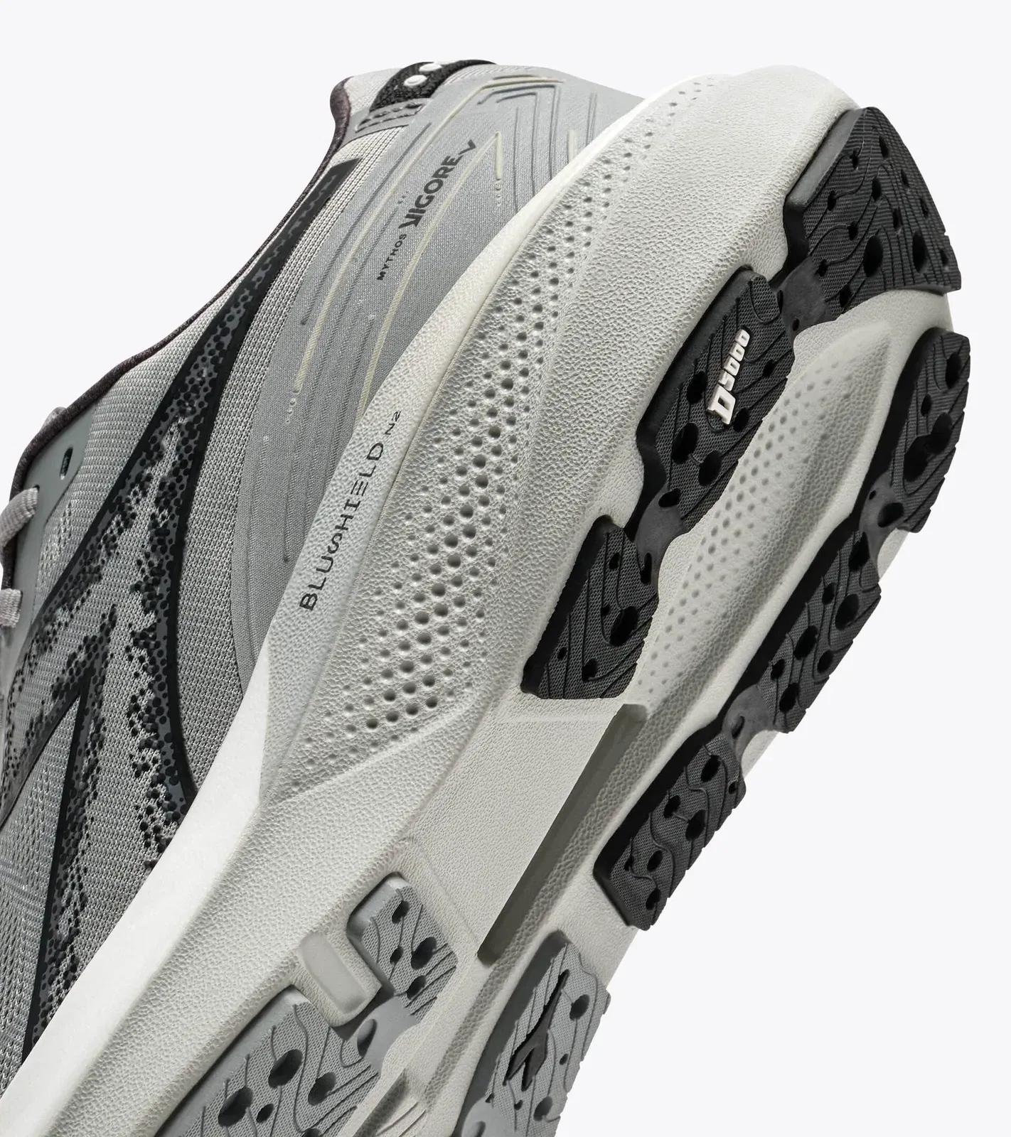 Diadora Mythos Blushield Vigore V Ultimate Gray /Black
