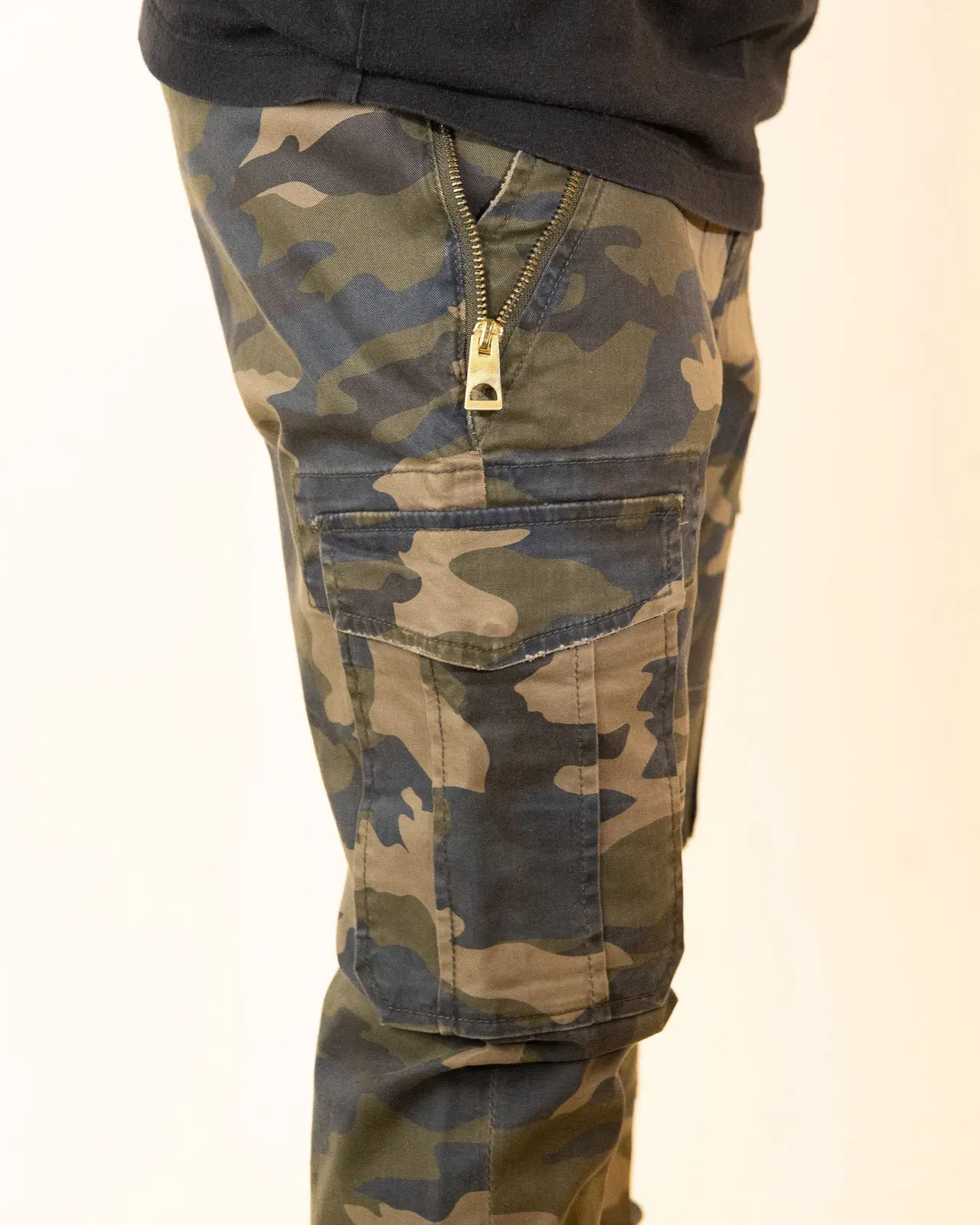 Guess Los Angeles Utility Fit Military Cargo Pant (29)