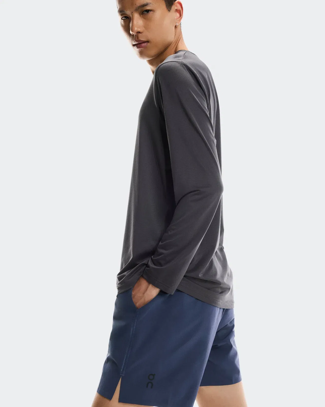 On Focus Shorts Acai