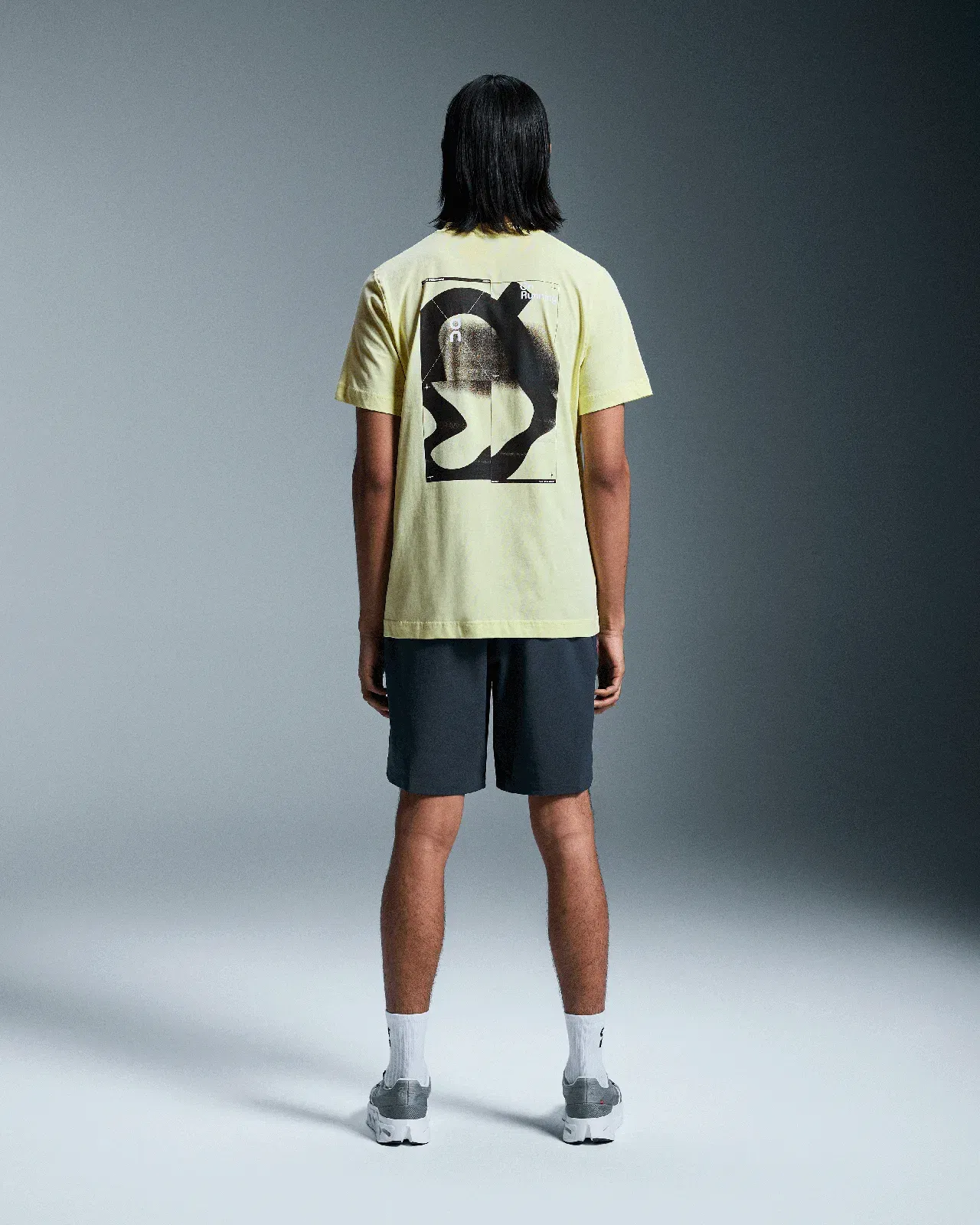 On Focus Shorts Midnight