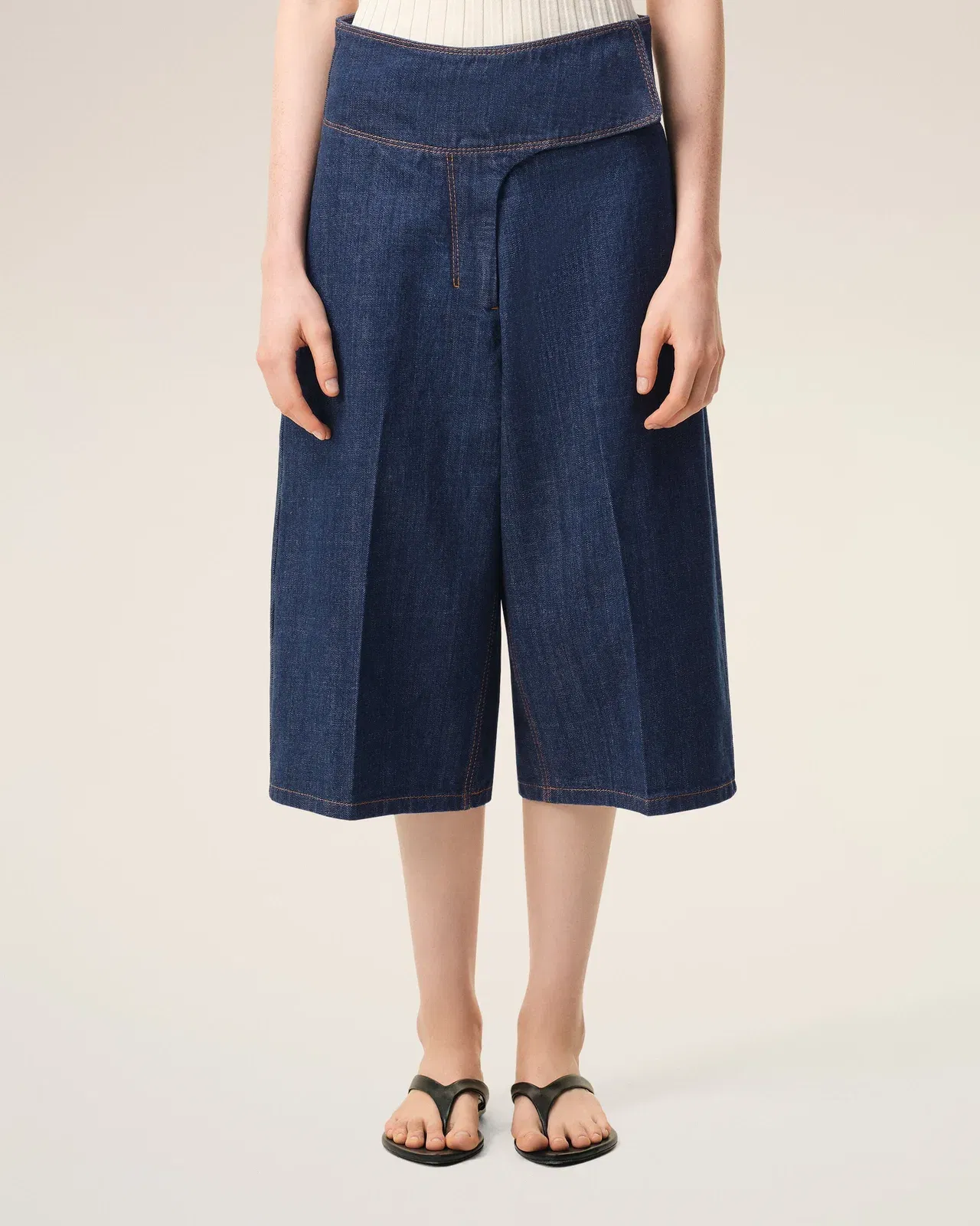 AmiParis Blue Cotton Wrapped Belted Bermuda Shorts Women's