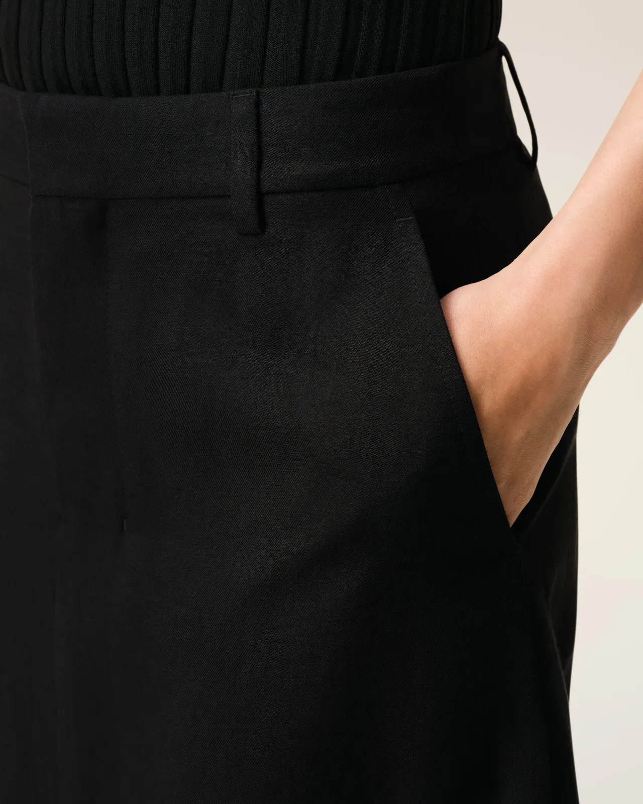 AmiParis Black Blended Linen Tailor Construction Long Trapeze Skirt Women's