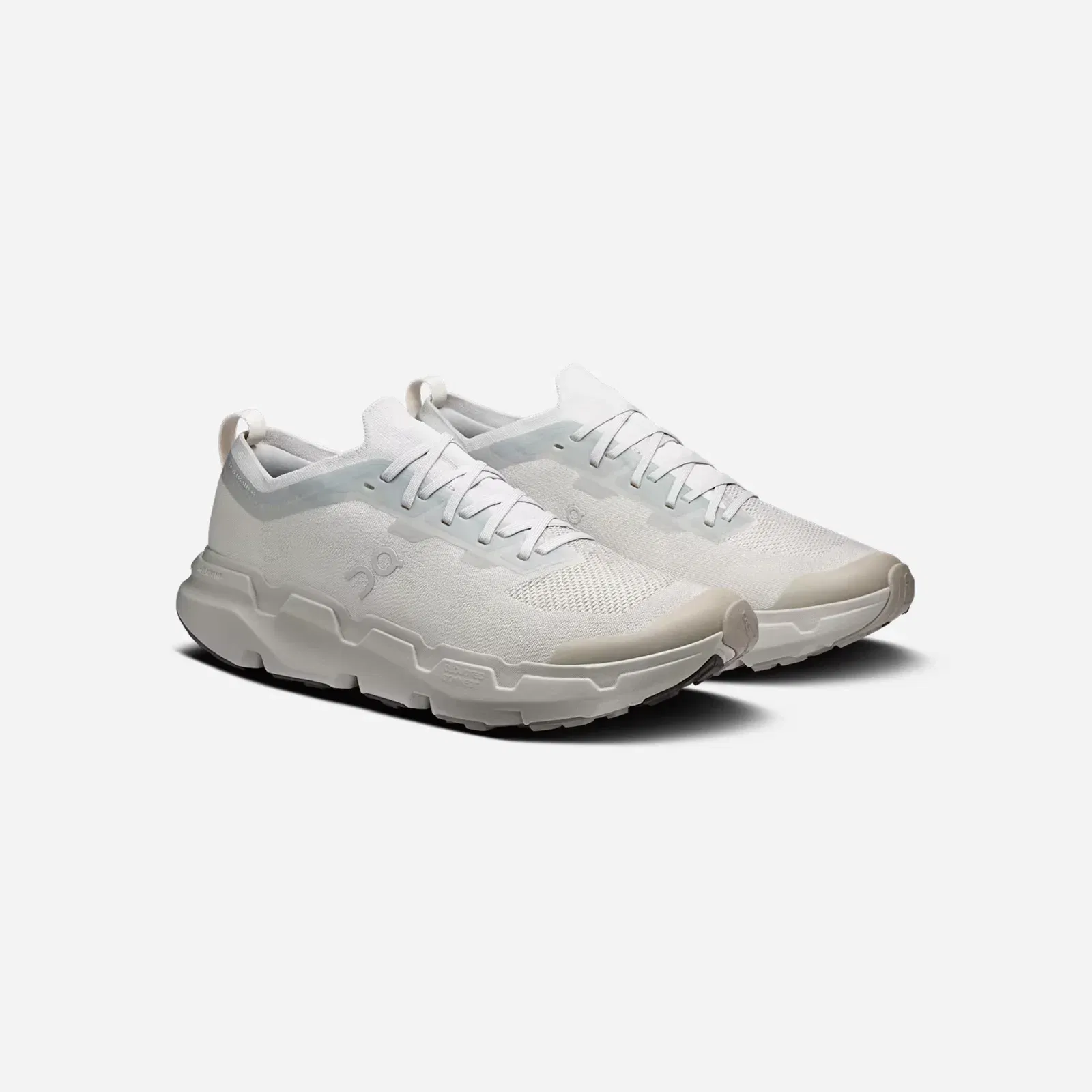 On Running Cloudsoma Glacier Pearl