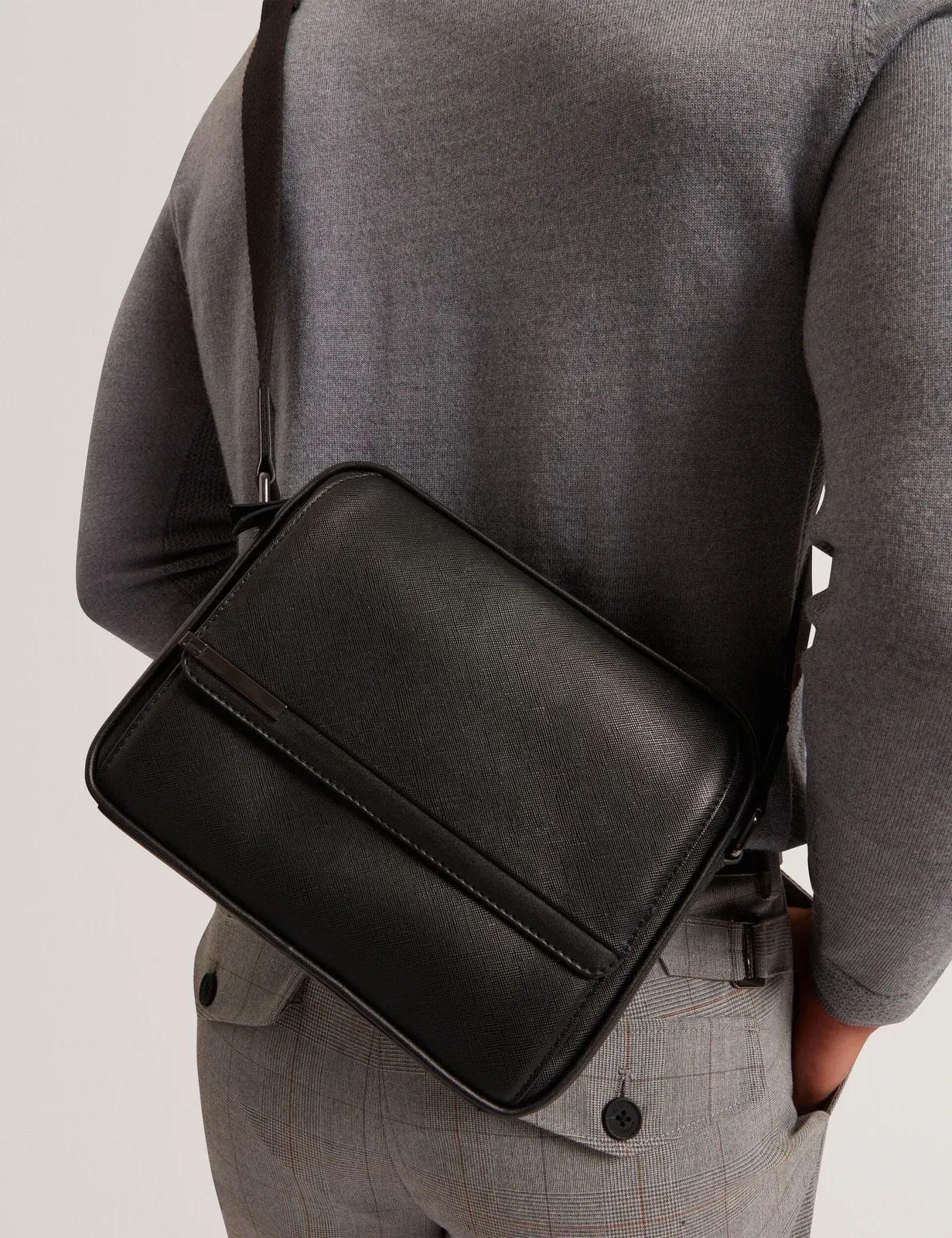 Ted Baker Sampson Crosshatch Pu Crossbody Messenger Bag Black